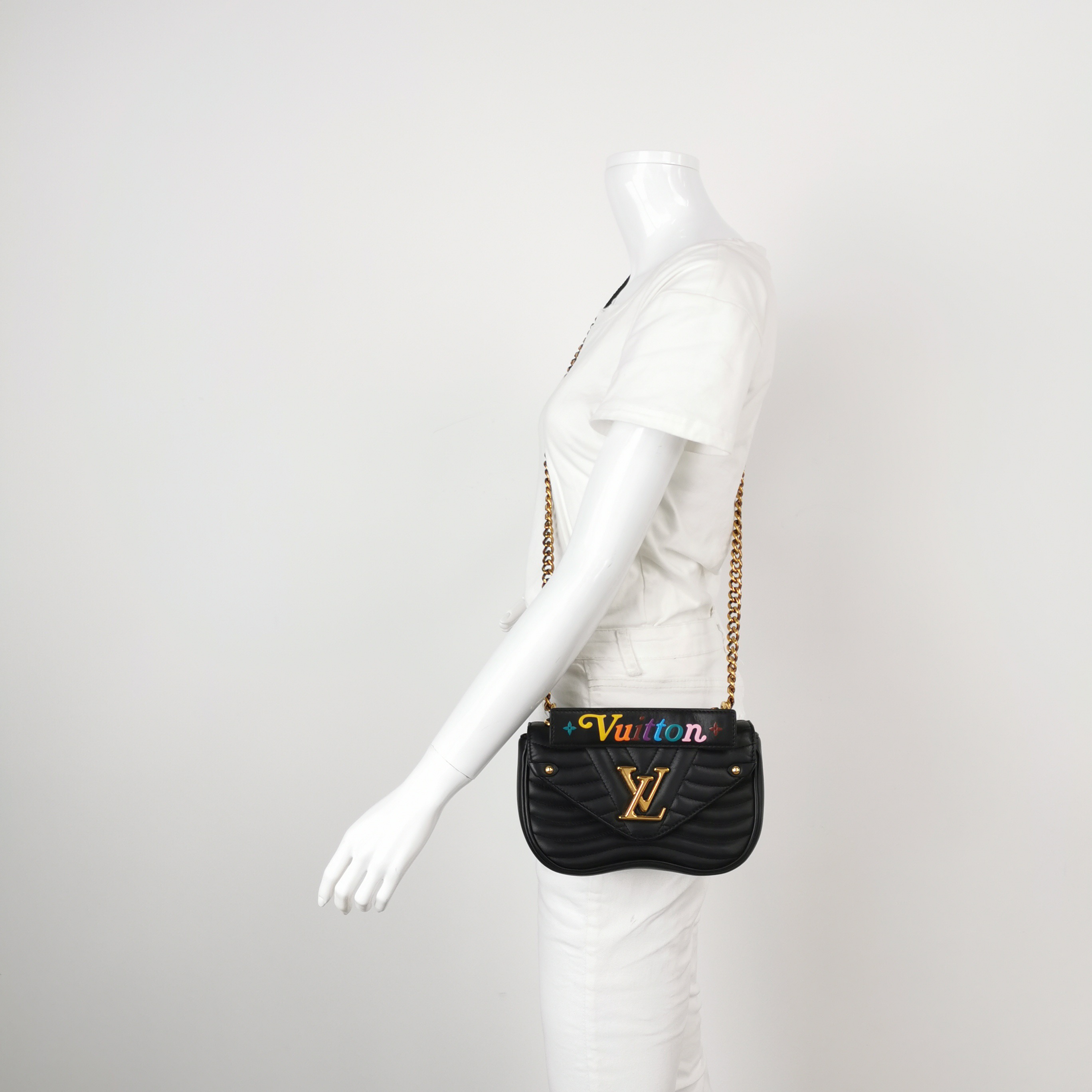Louis Vuitton(LV) New Wave Chain Bag Quilted Leather PM — alternate view