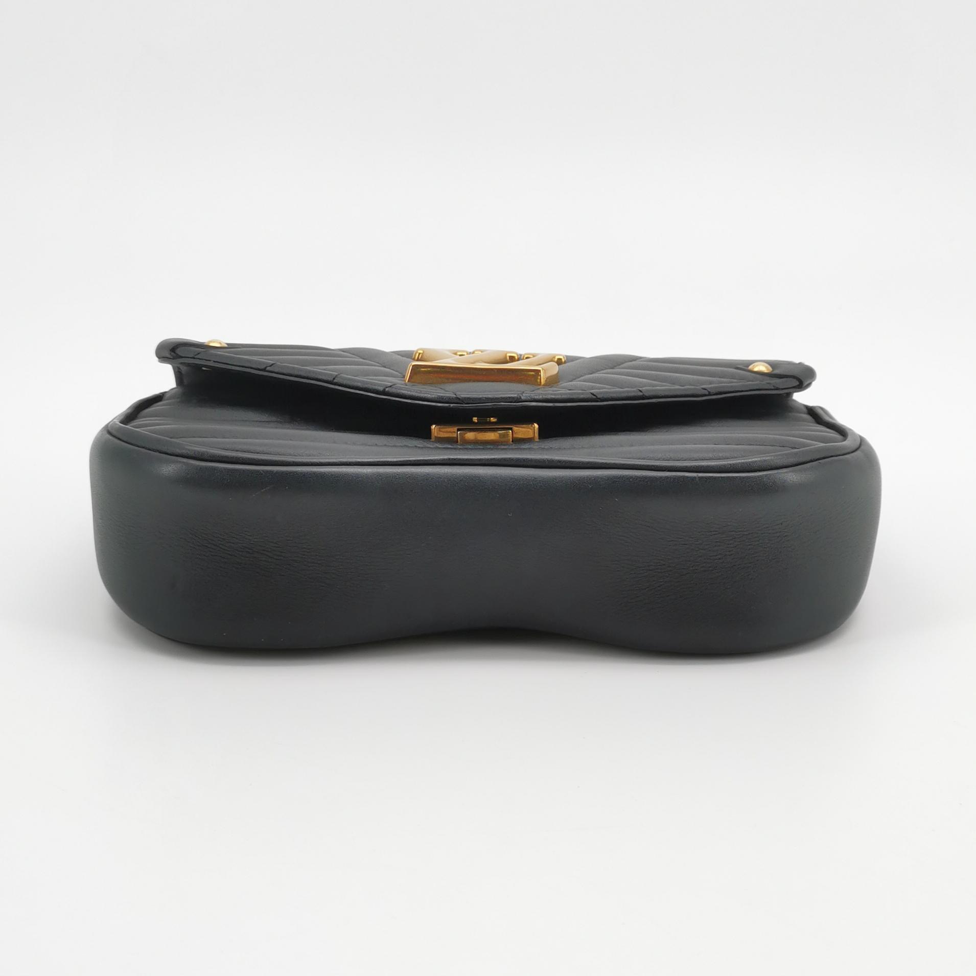 Louis Vuitton(LV) New Wave Chain Bag Quilted Leather PM — photo 6 of 15