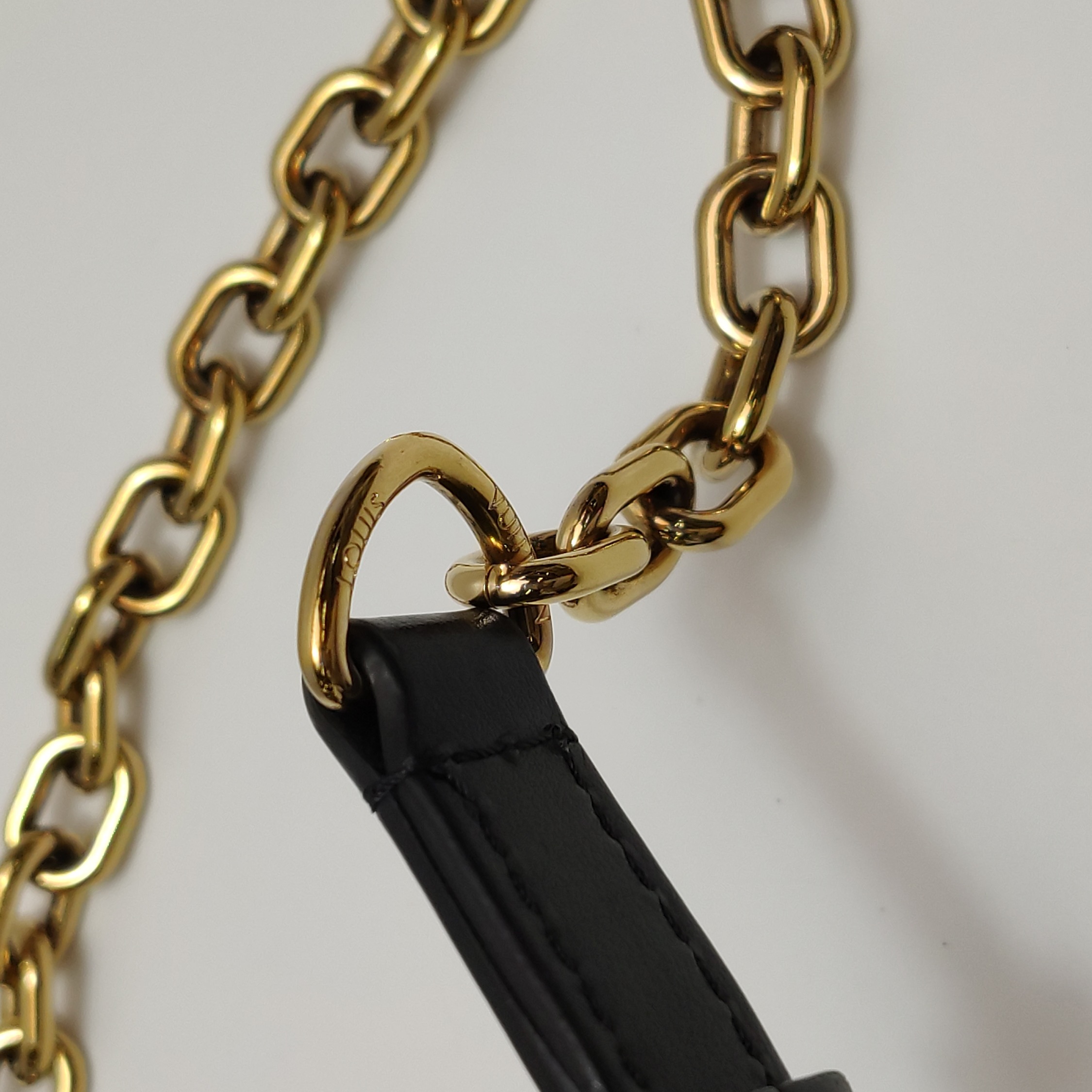Louis Vuitton(LV) Atlantis Handbag Reverse Monogram Canvas BB — photo 12 of 20