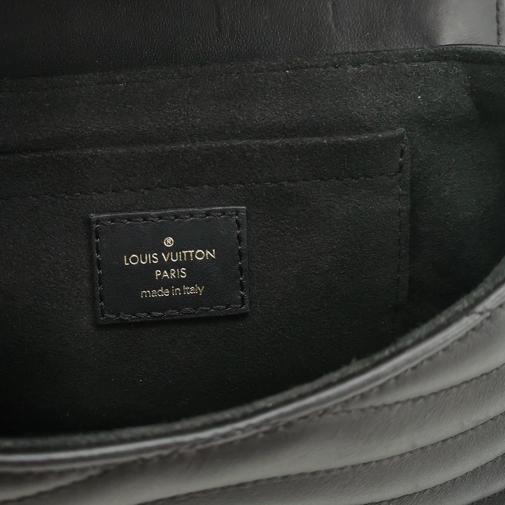 Louis Vuitton(LV) New Wave Chain Bag Quilted Leather PM — photo 8 of 15