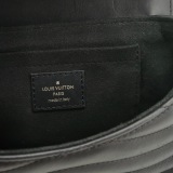 Louis Vuitton(LV) New Wave Chain Bag Quilted Leather PM — thumbnail 8
