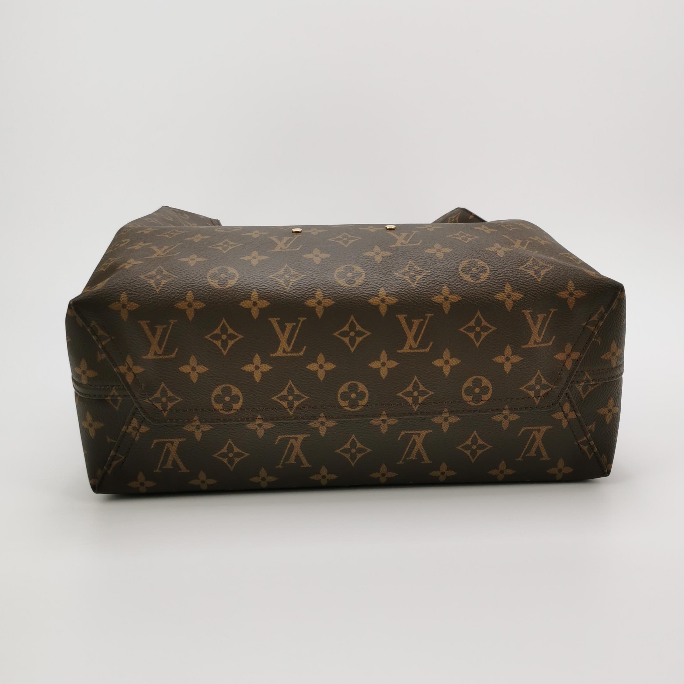 Louis Vuitton(LV) Atlantis Handbag Monogram Canvas GM — photo 7 of 14