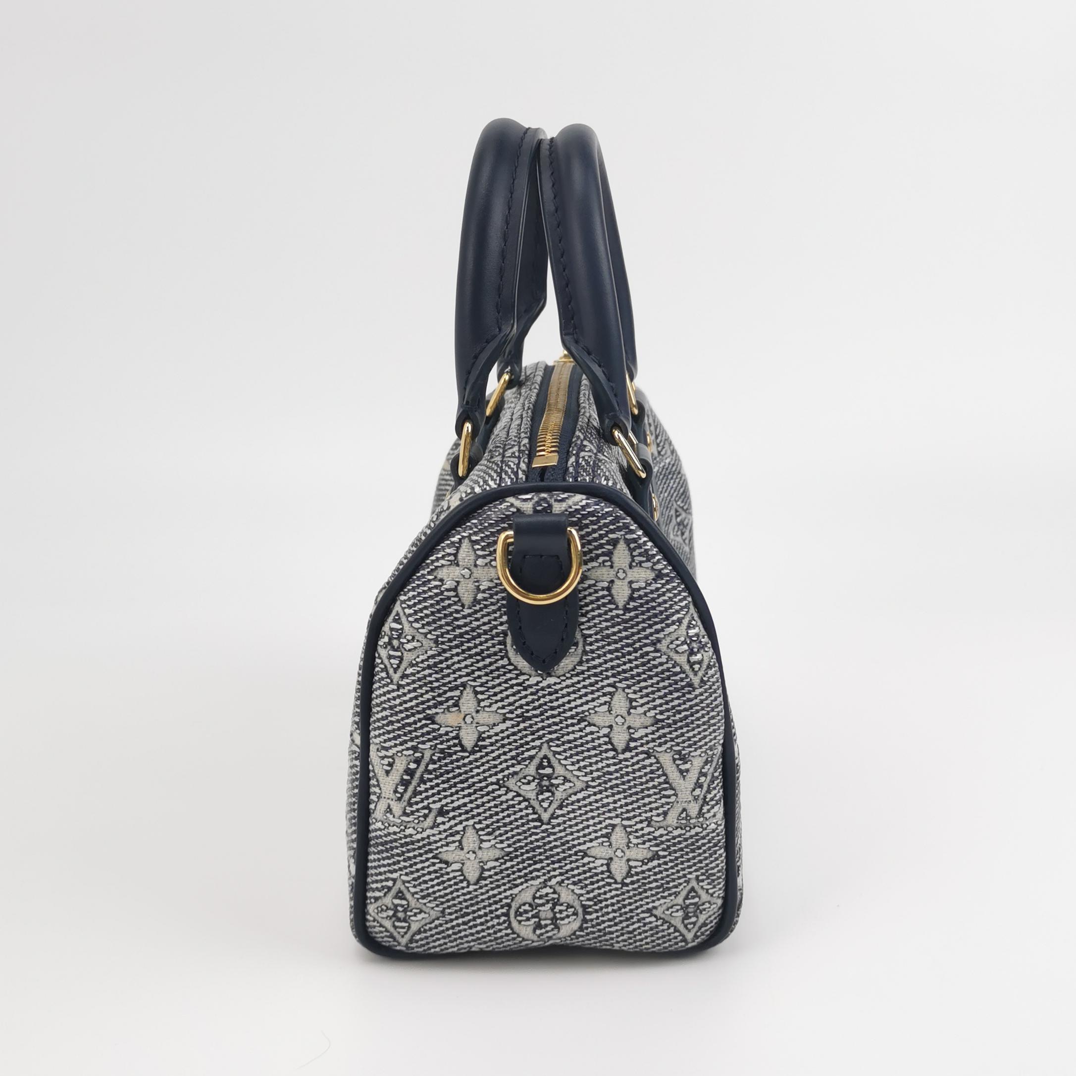 Louis Vuitton(LV) Speedy Bandouliere Bag Monoglam Jacquard Canvas 20 — photo 4 of 23