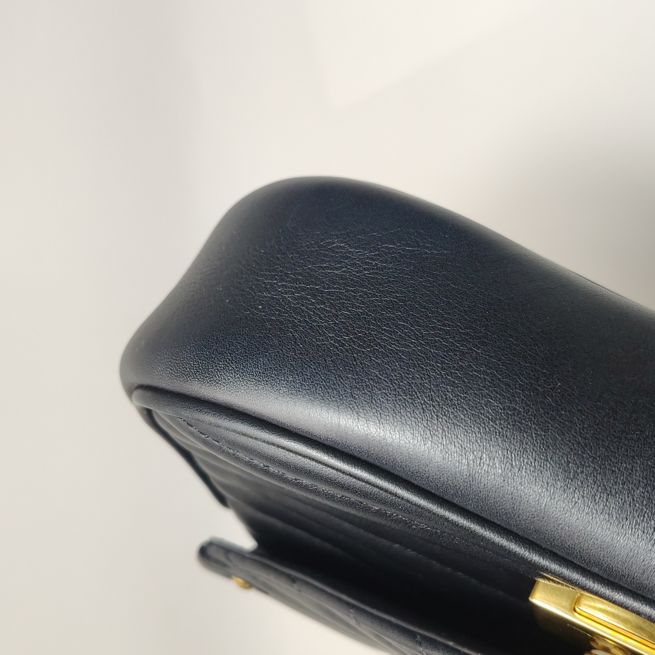 Louis Vuitton(LV) New Wave Chain Bag Quilted Leather PM — photo 13 of 16