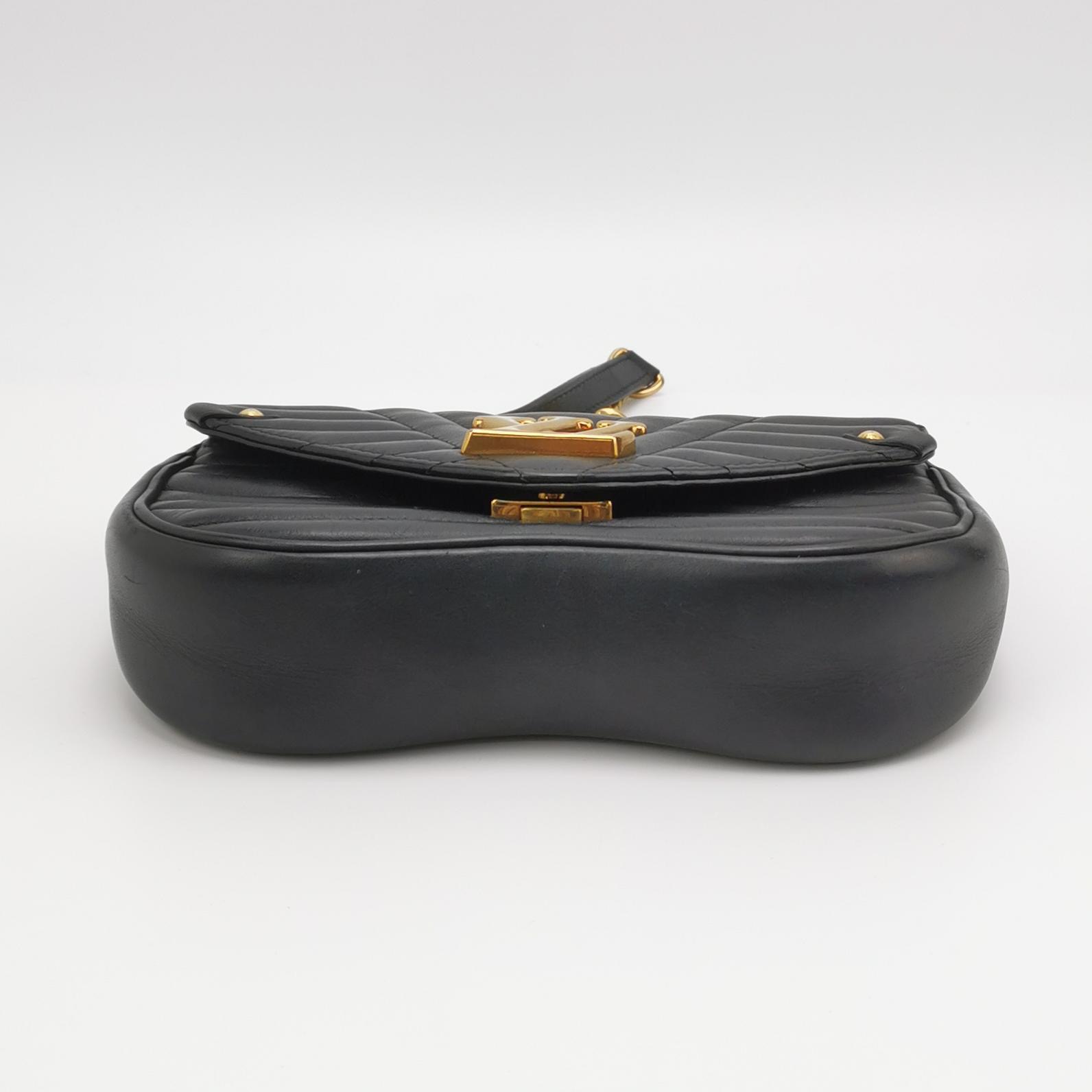 Louis Vuitton(LV) New Wave Chain Bag Quilted Leather PM — photo 6 of 14