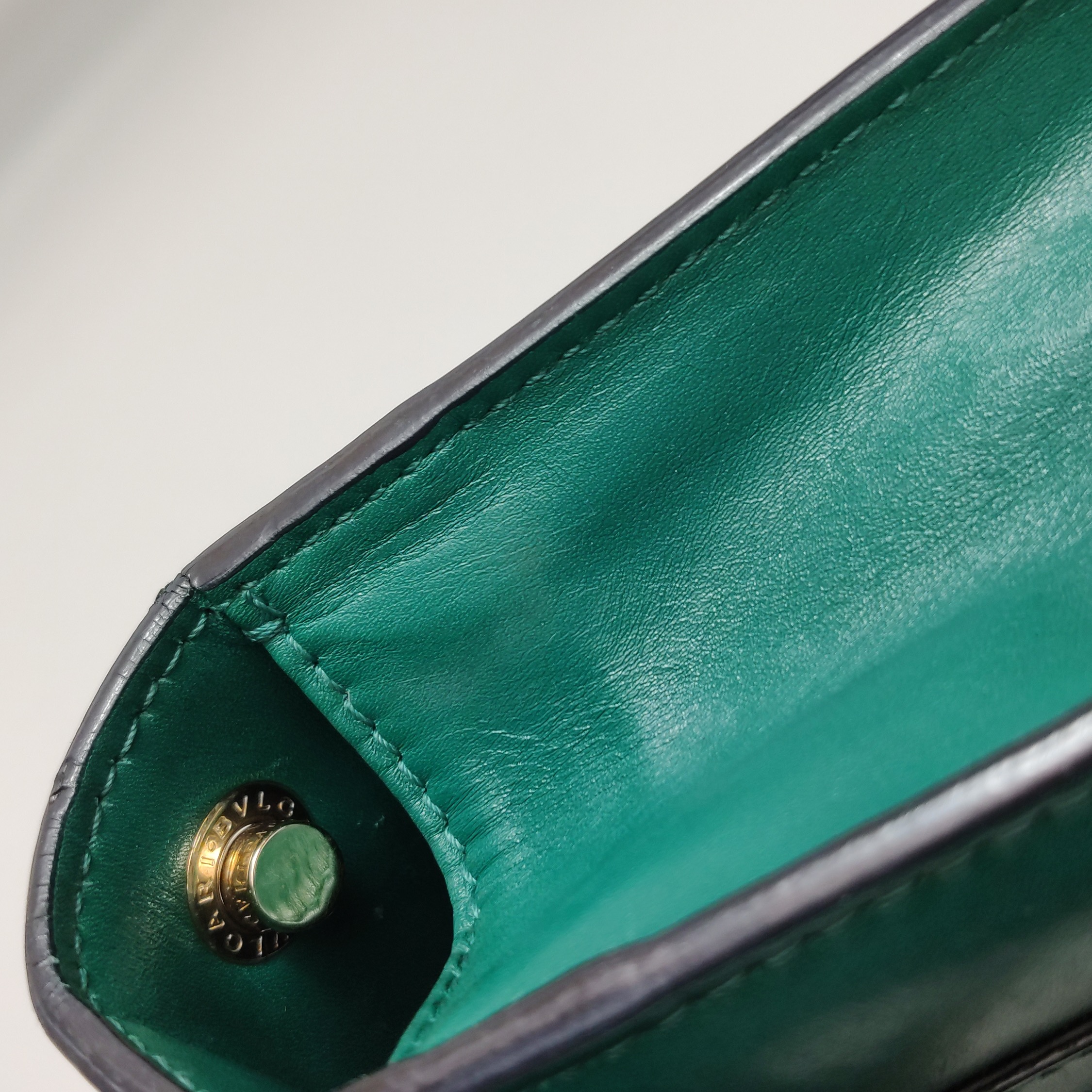 Bvlgari Serpenti Forever Square Shoulder Bag Leather Small — photo 9 of 12