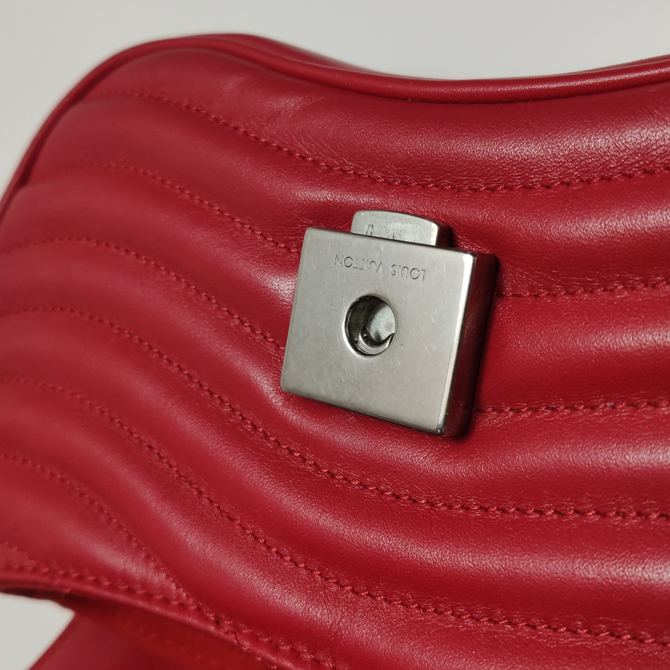 Louis Vuitton(LV) New Wave Chain Bag Quilted Leather PM — photo 10 of 16