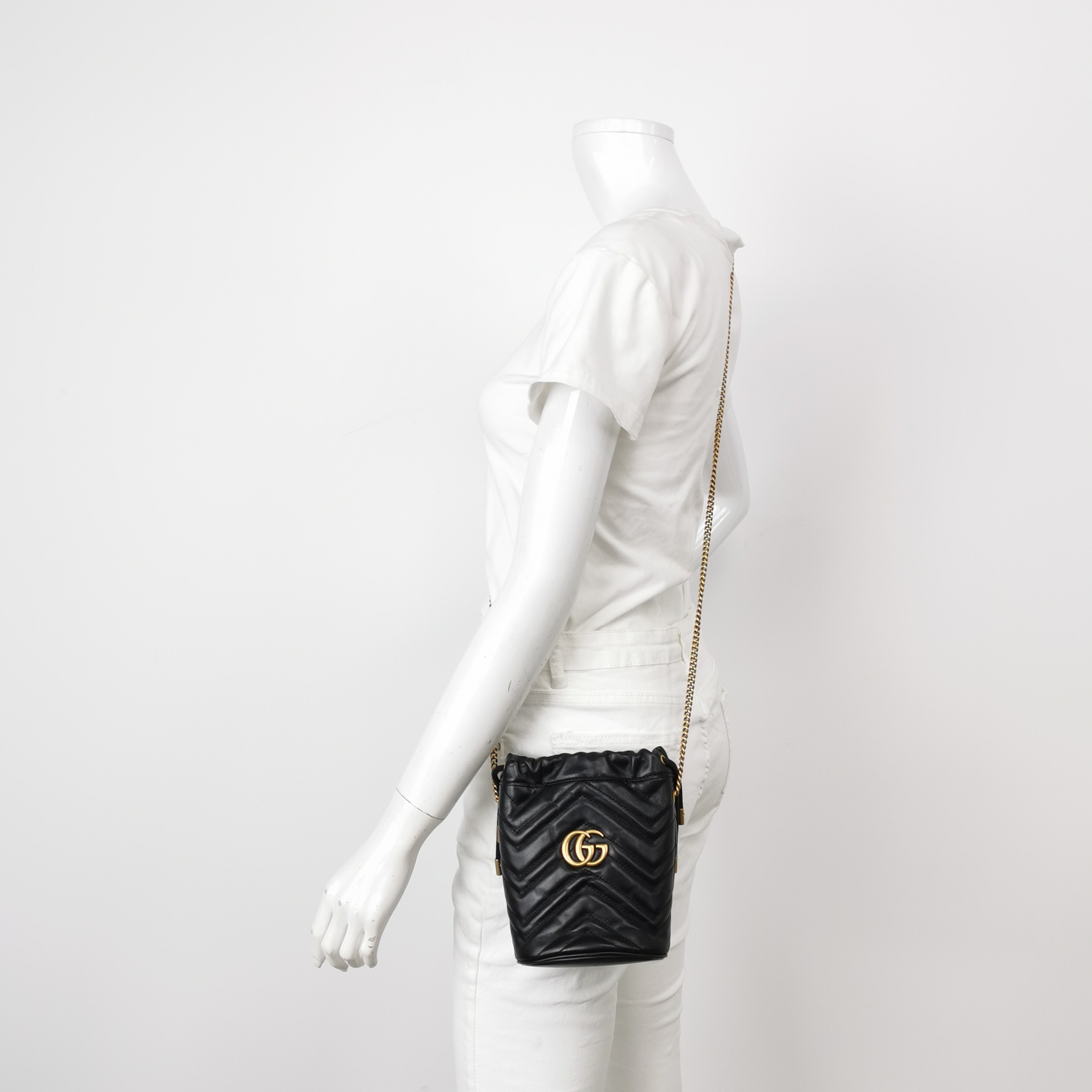 Gucci GG Marmont Bucket Bag Matelasse Leather Mini — alternate view
