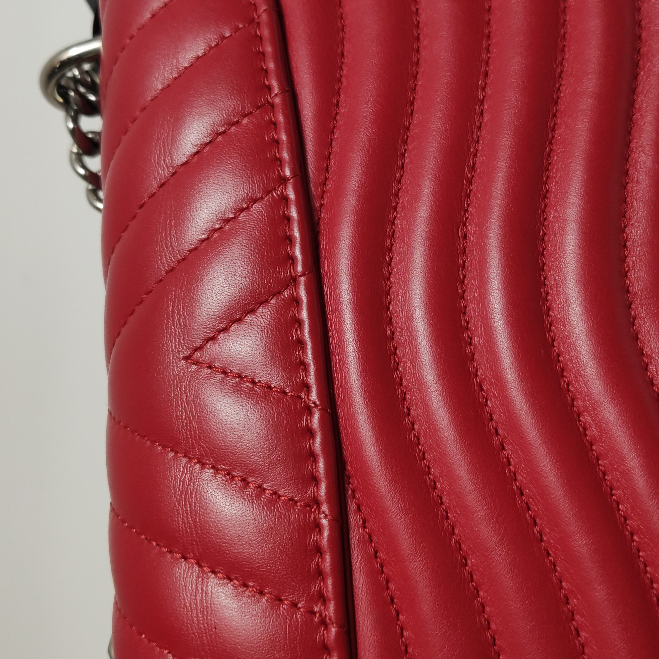 Louis Vuitton(LV) New Wave Chain Bag Quilted Leather PM — photo 11 of 16