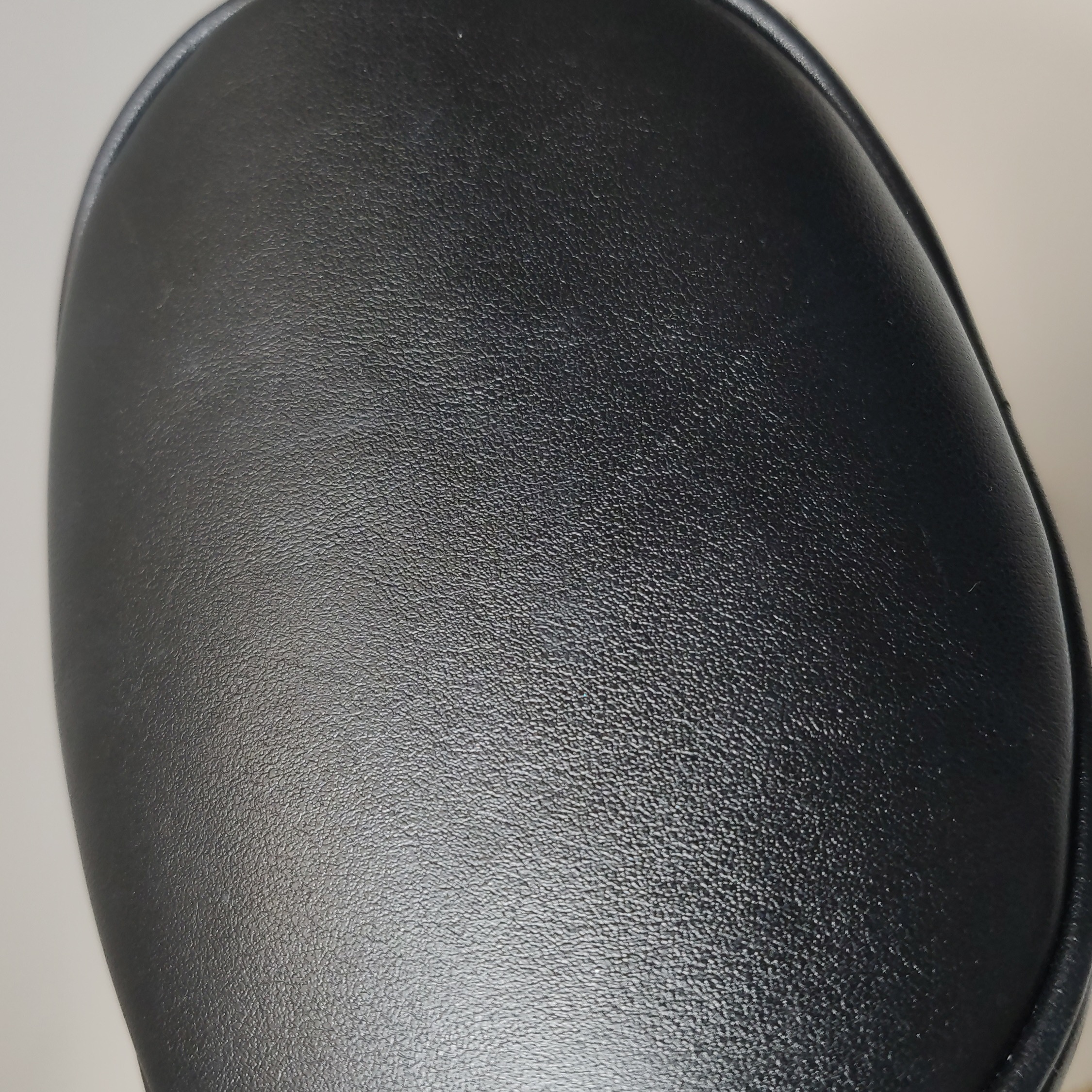 Gucci GG Marmont Bucket Bag Matelasse Leather Mini — photo 9 of 15