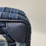 Louis Vuitton(LV) Nil Camer Bag  Denim — thumbnail 10