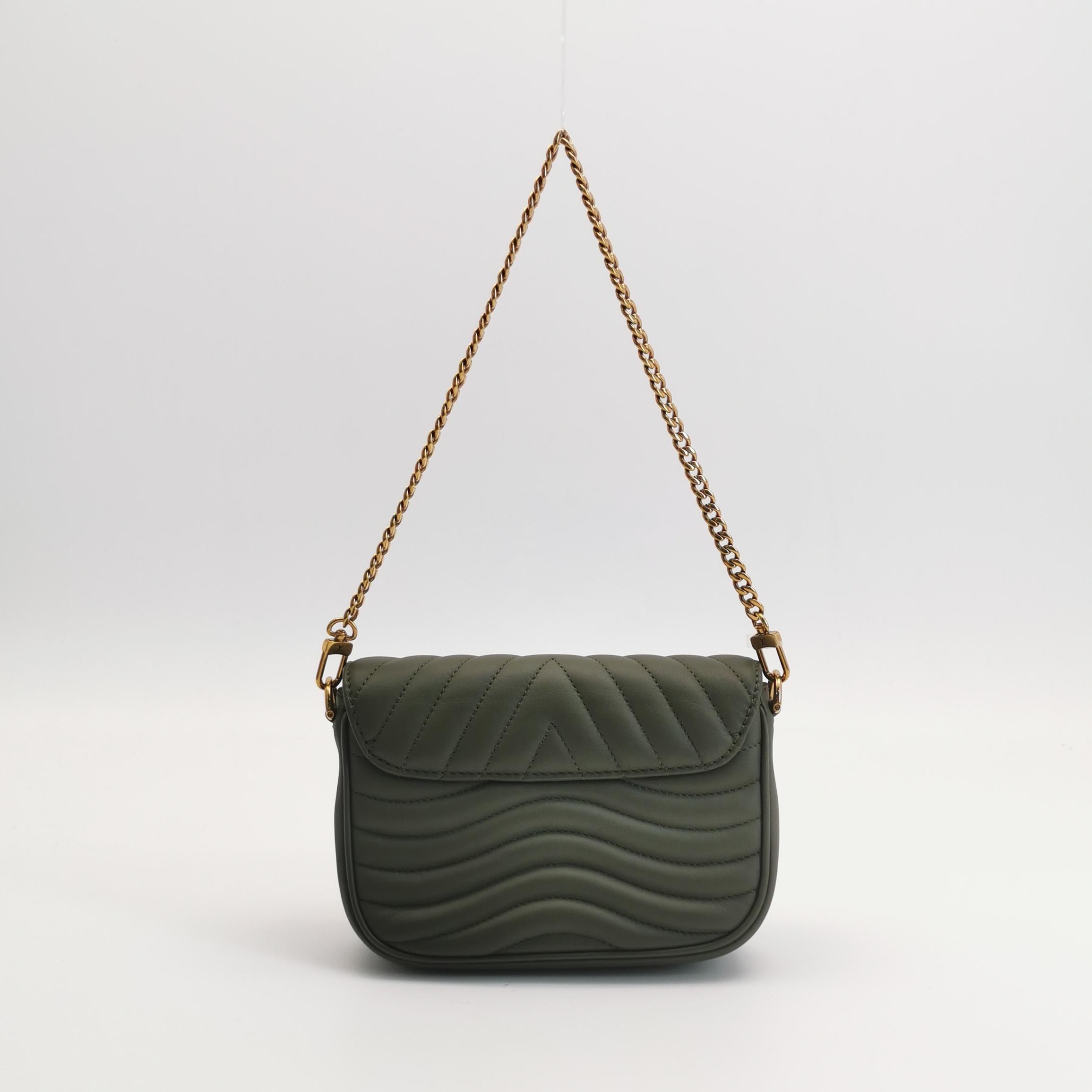 Louis Vuitton(LV) New Wave Multi Pochette Quilted Leather — photo 3 of 17