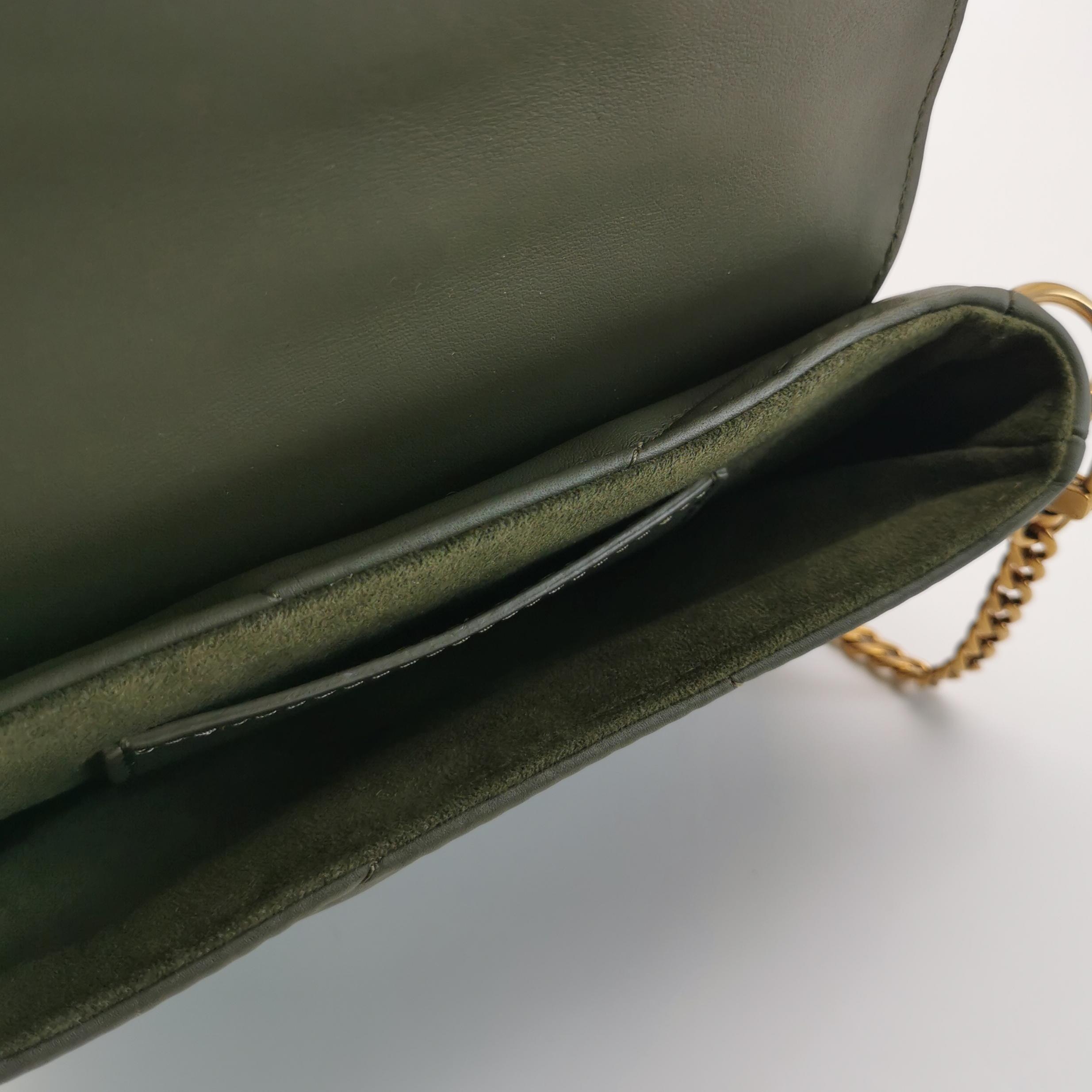 Louis Vuitton(LV) New Wave Multi Pochette Quilted Leather — photo 8 of 17