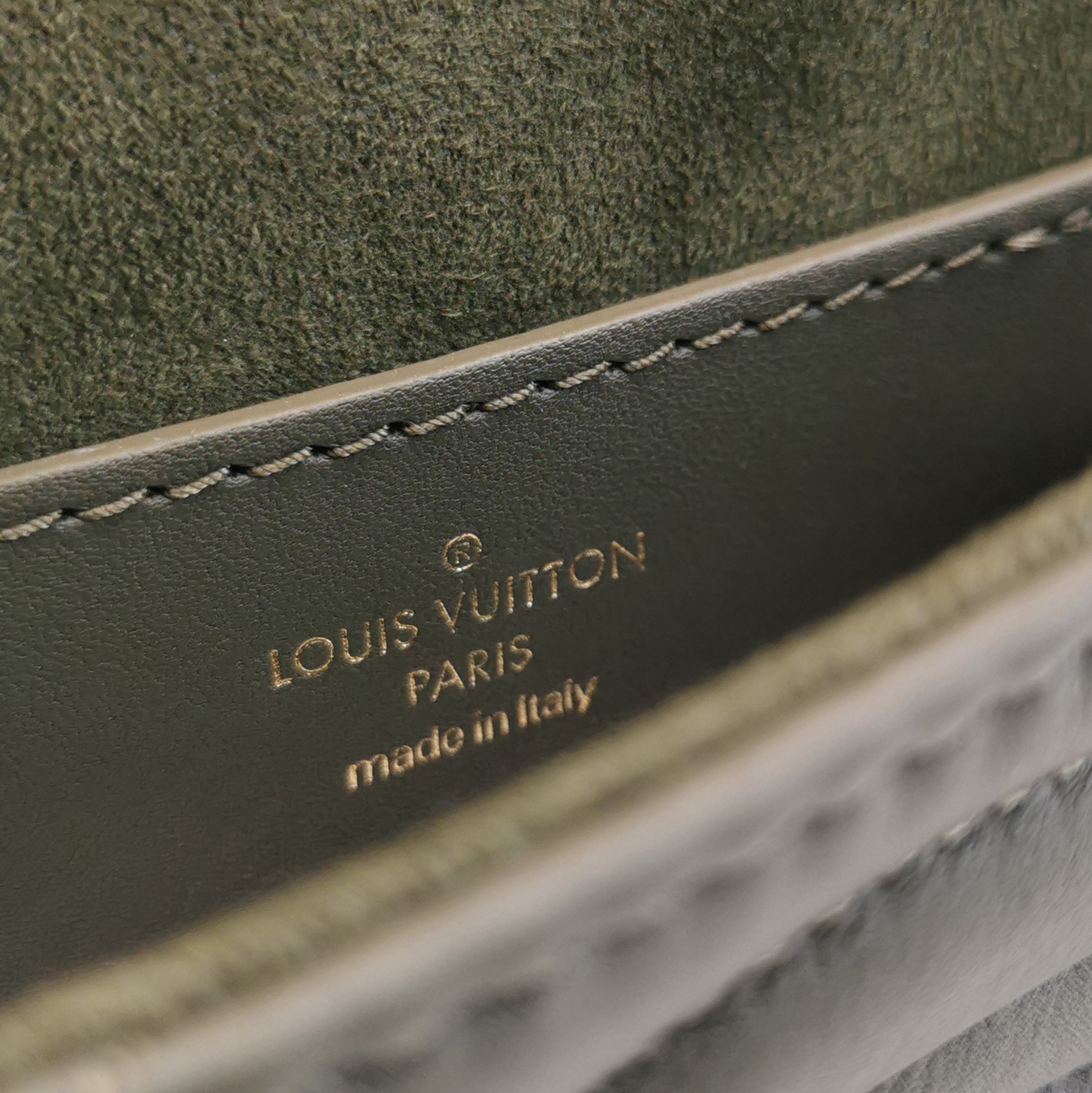Louis Vuitton(LV) New Wave Multi Pochette Quilted Leather — photo 9 of 17