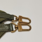 Louis Vuitton(LV) New Wave Multi Pochette Quilted Leather — thumbnail 14