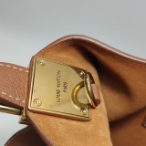 Louis Vuitton(LV) Low Key Hobo Calfskin PM — thumbnail 12