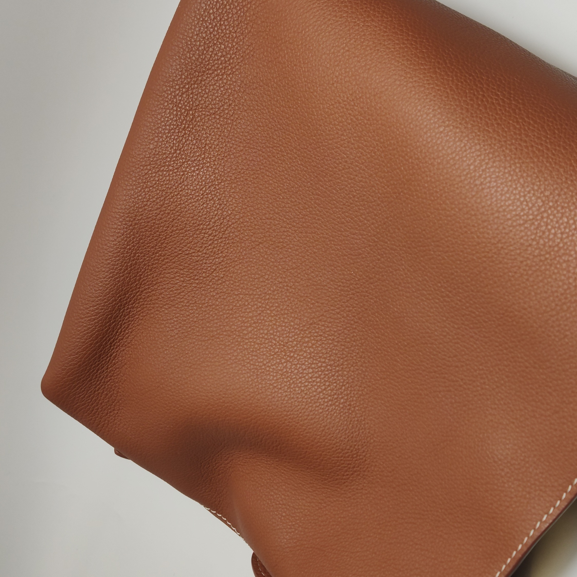 Louis Vuitton(LV) Low Key Hobo Calfskin PM — photo 19 of 25