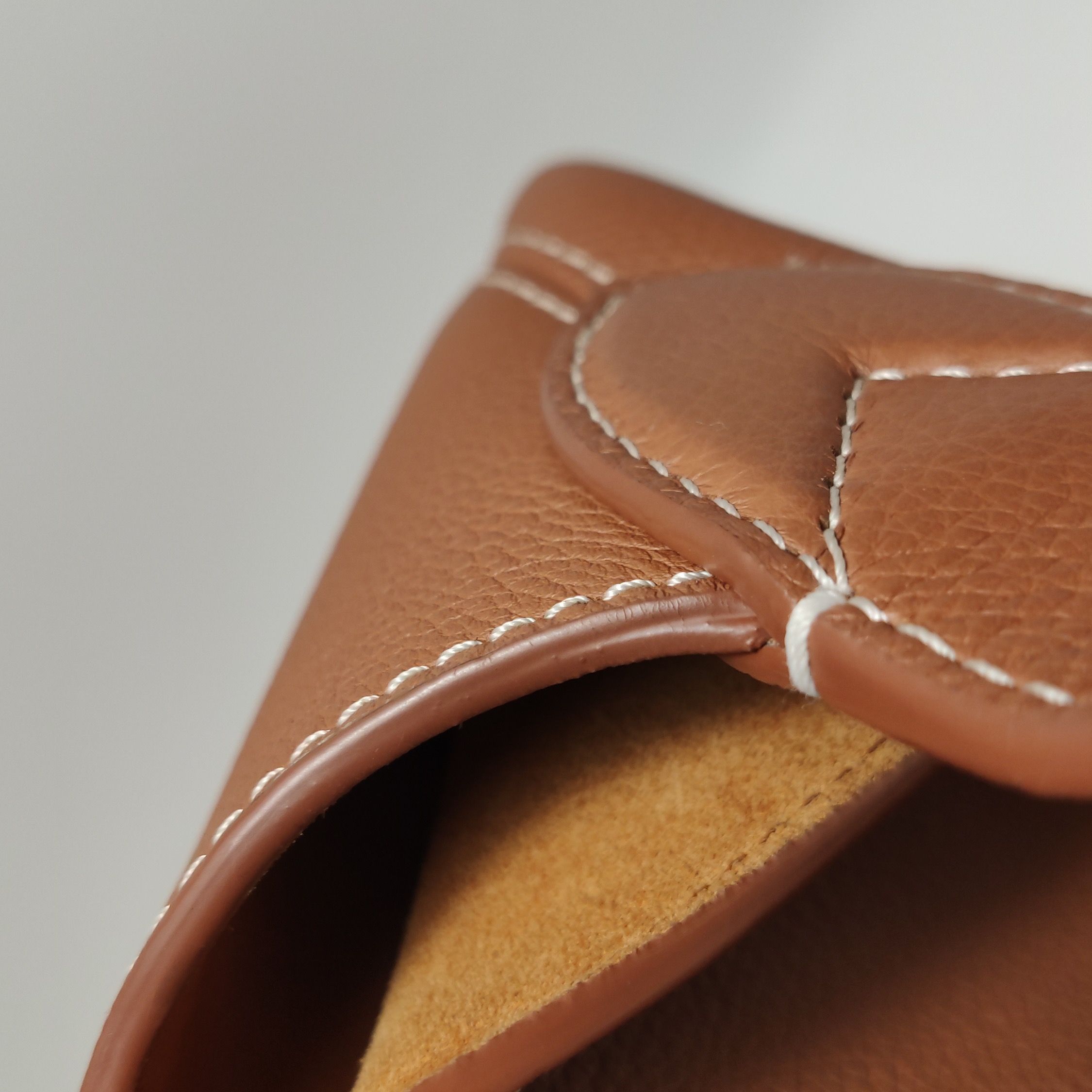 Louis Vuitton(LV) Low Key Hobo Calfskin PM — photo 22 of 25