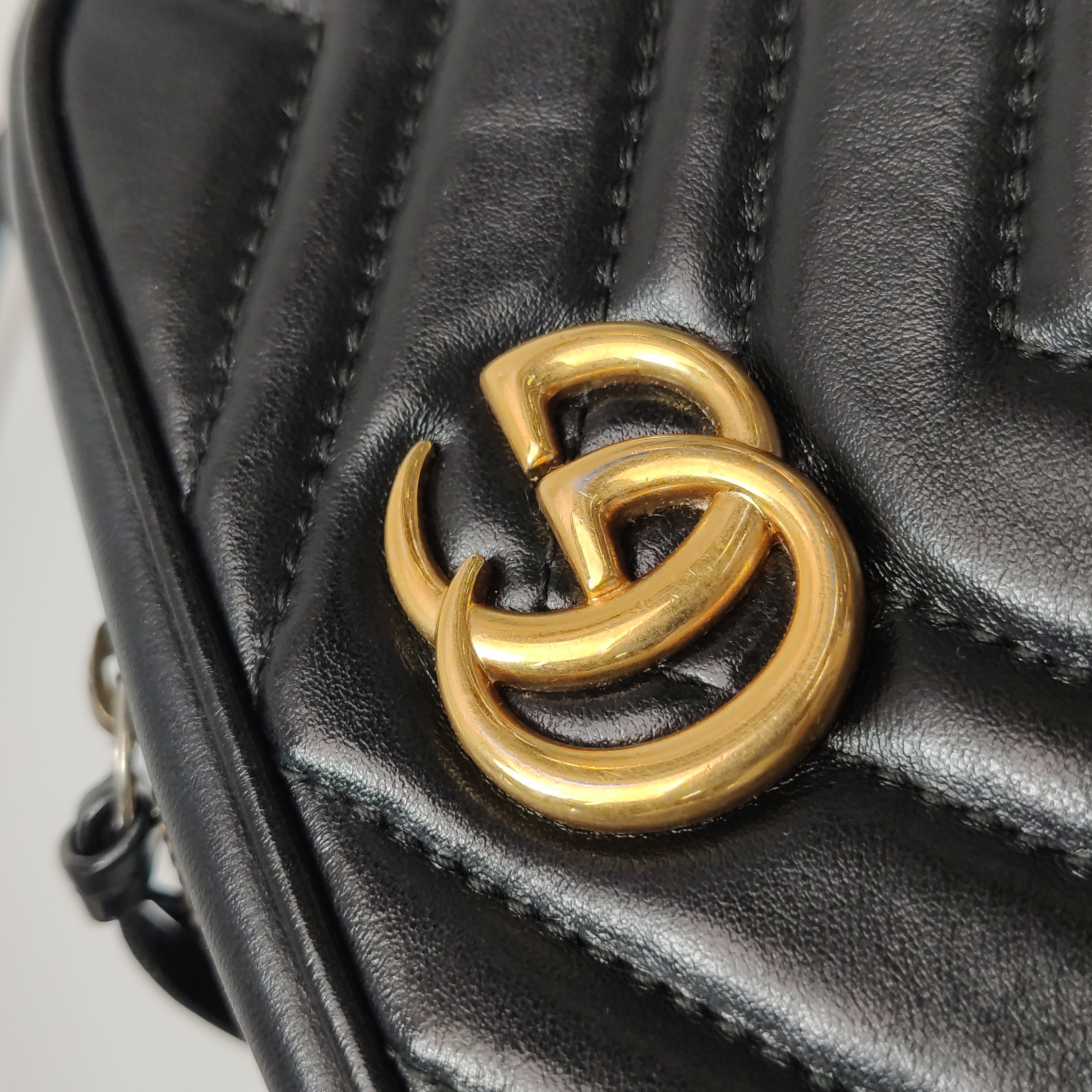 Gucci GG Marmont Shoulder Bag Matelasse Leather Mini — photo 10 of 14
