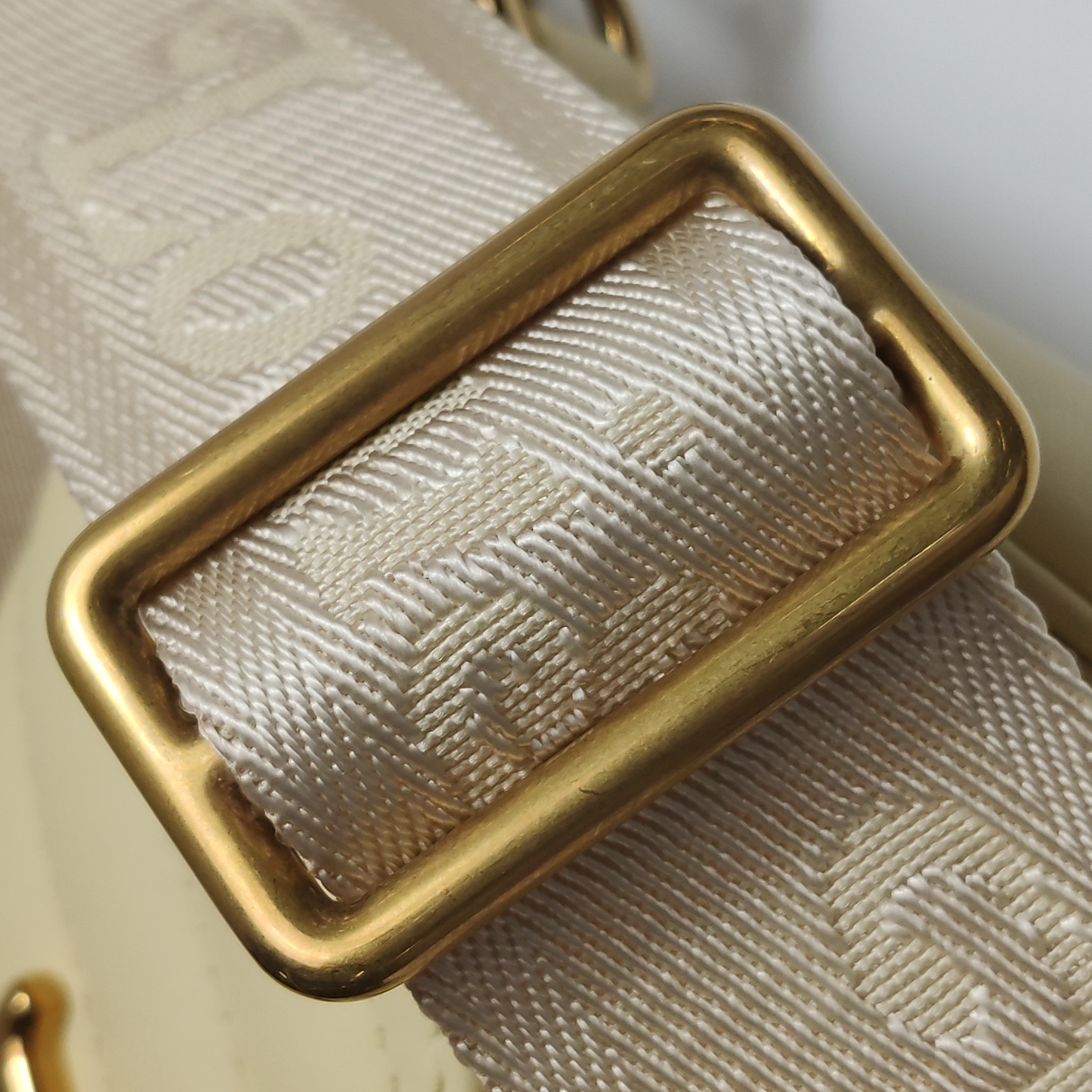 Louis Vuitton(LV) New Wave Multi Pochette Quilted Leather — photo 11 of 16
