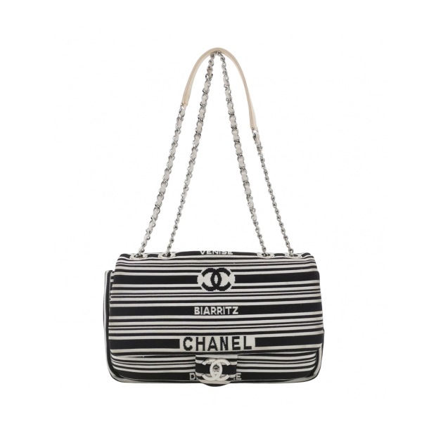Chanel Flap Bag Black Canvas Shoulder Bag — pre-owned, Vierlot