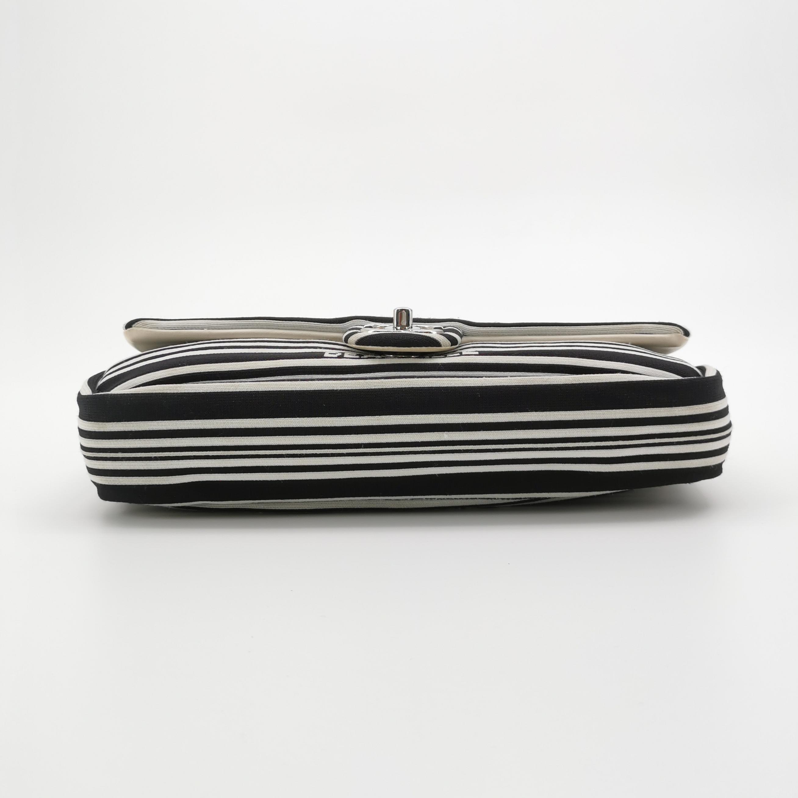 Chanel Flap Bag Black Canvas Shoulder Bag — photo 6 of 24