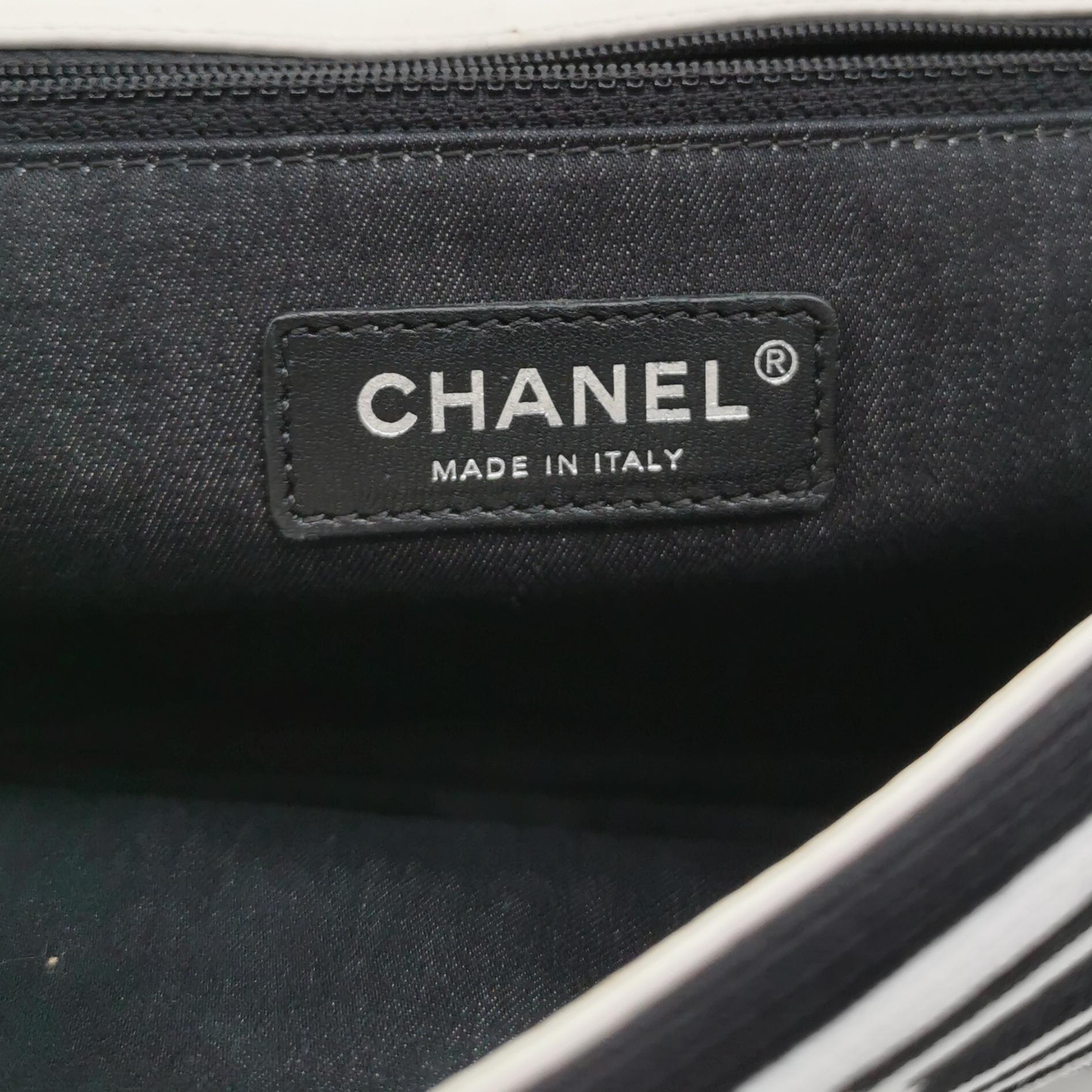 Chanel Flap Bag Black Canvas Shoulder Bag — photo 8 of 24