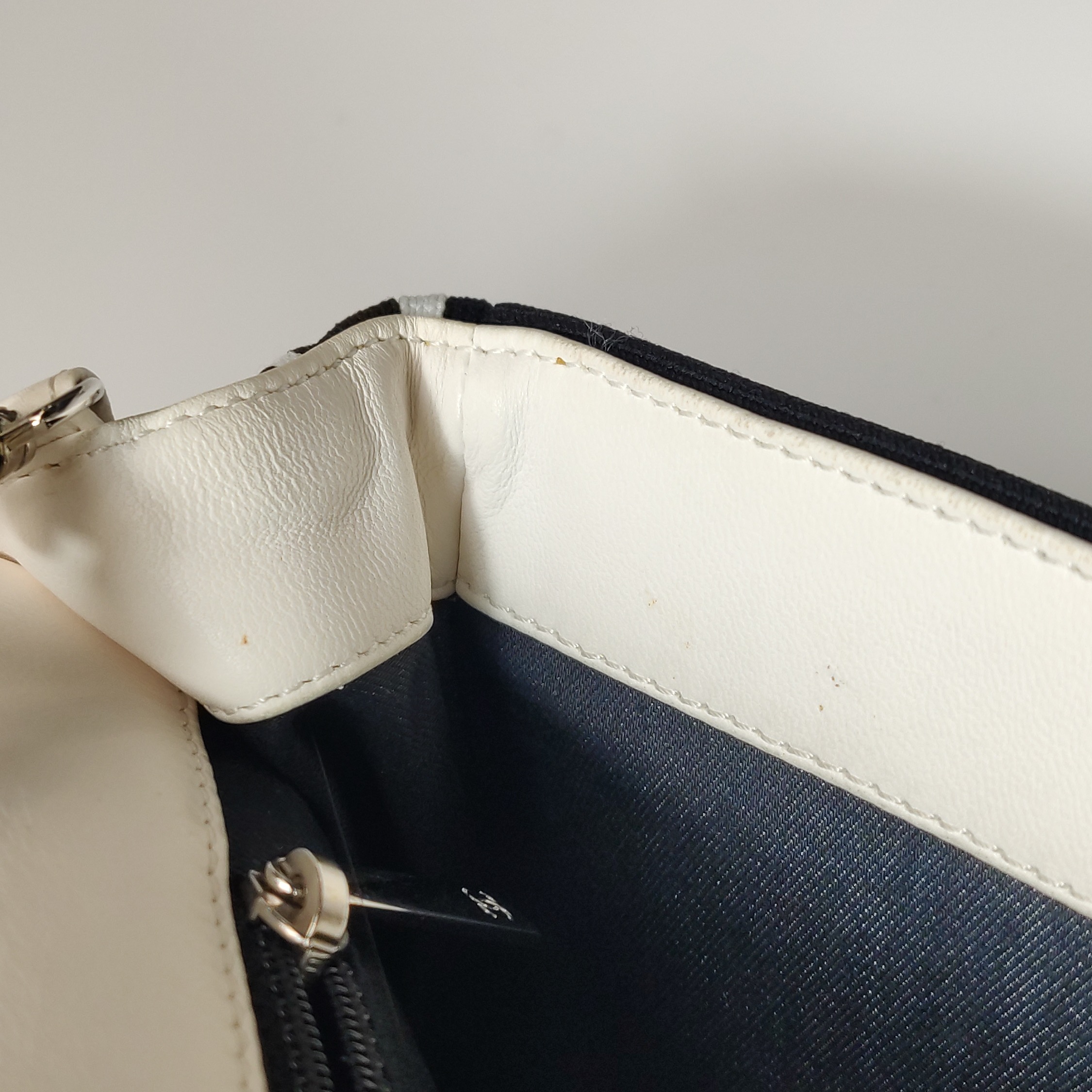 Chanel Flap Bag Black Canvas Shoulder Bag — photo 9 of 24