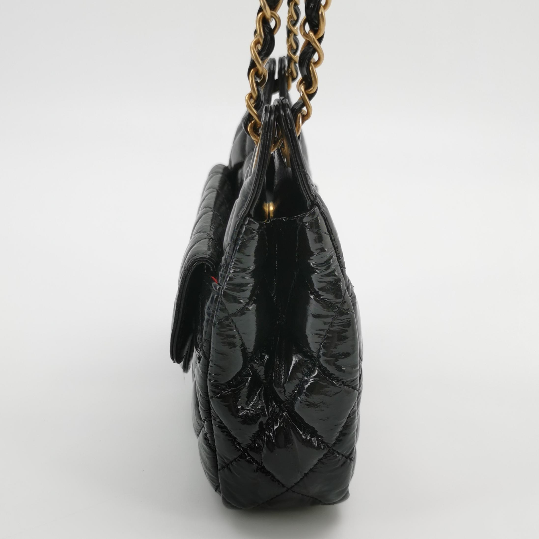 Chanel Gabrielle Matelassé Small Hobo Bag Shiny Black Shoulder Bag — photo 4 of 20
