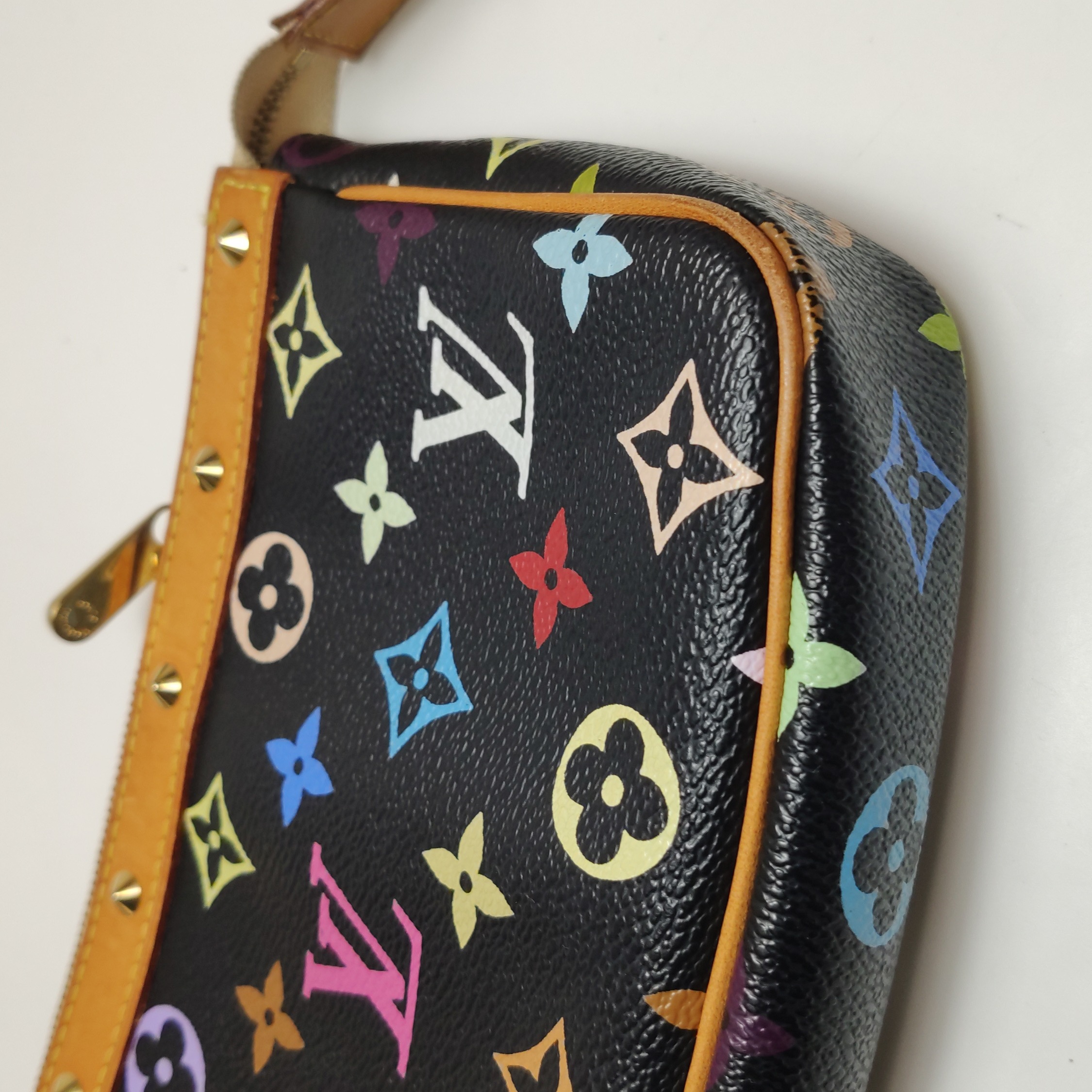 Louis Vuitton(LV) Pochette Accessoires Monogram Multicolor — photo 15 of 15