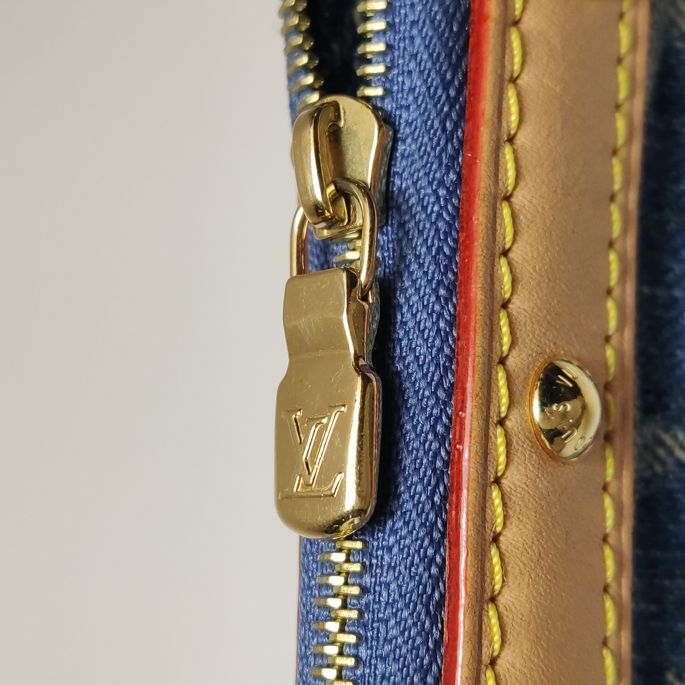 Louis Vuitton(LV) x Takashi Murakami Chain Pochette Accessoires NM Limited Edition Monogram Cerises Denim — photo 10 of 12