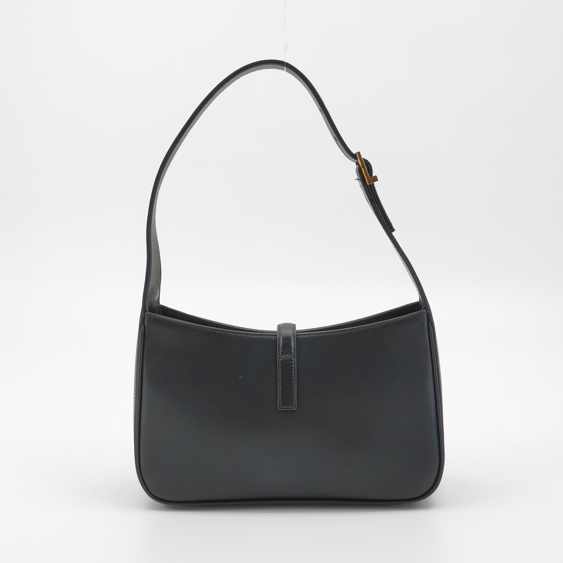 Saint Laurent(YSL) Le 5 a 7 Hobo Leather Small — photo 5 of 16