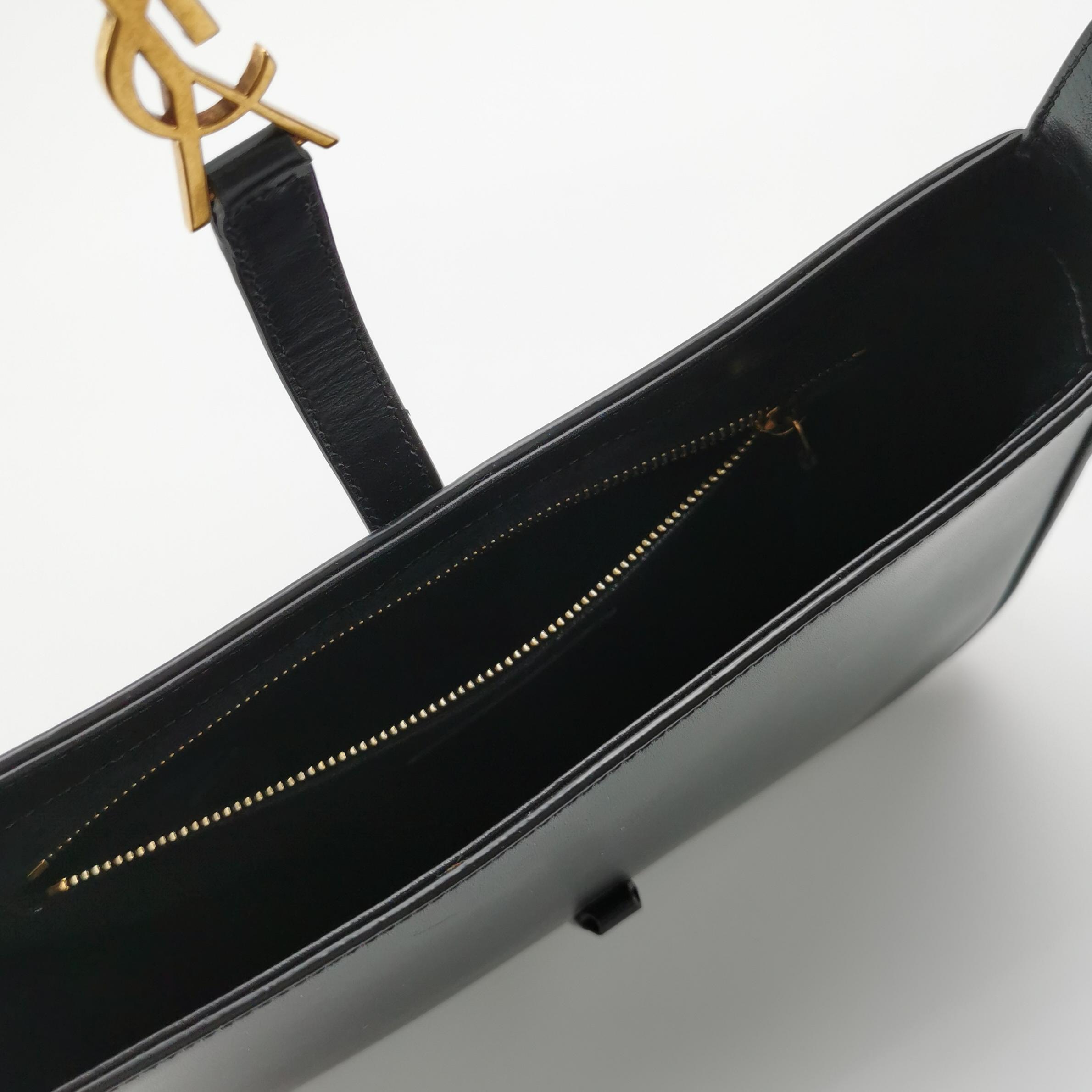 Saint Laurent(YSL) Le 5 a 7 Hobo Leather Small — photo 7 of 16