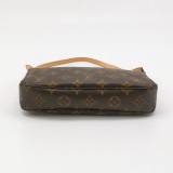Louis Vuitton(LV) Pochette Accessoires NM Monogram Canvas — thumbnail 6