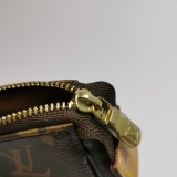 Louis Vuitton(LV) Pochette Accessoires NM Monogram Canvas — thumbnail 8
