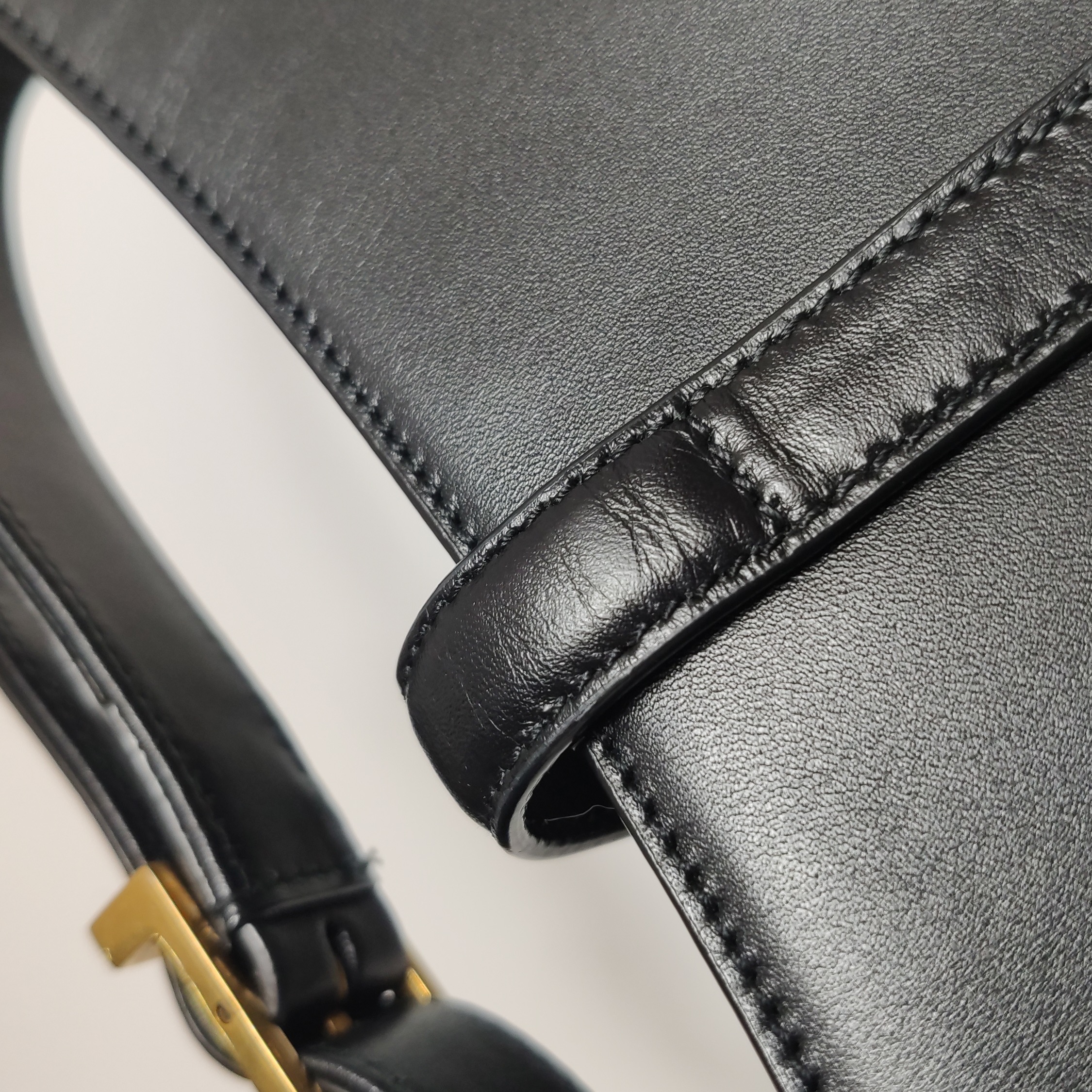 Saint Laurent(YSL) Le 5 a 7 Hobo Leather Small — photo 8 of 16