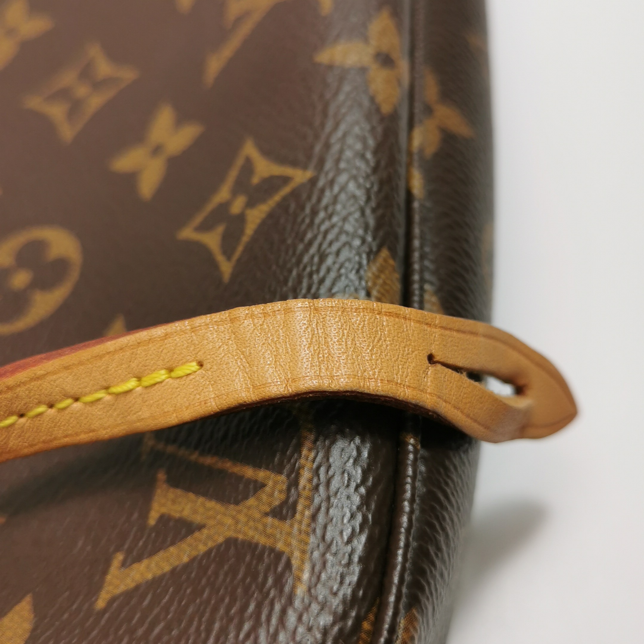 Louis Vuitton(LV) Pochette Accessoires NM Monogram Canvas — photo 13 of 13