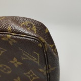 Louis Vuitton(LV) Pochette Accessoires NM Monogram Canvas — thumbnail 10