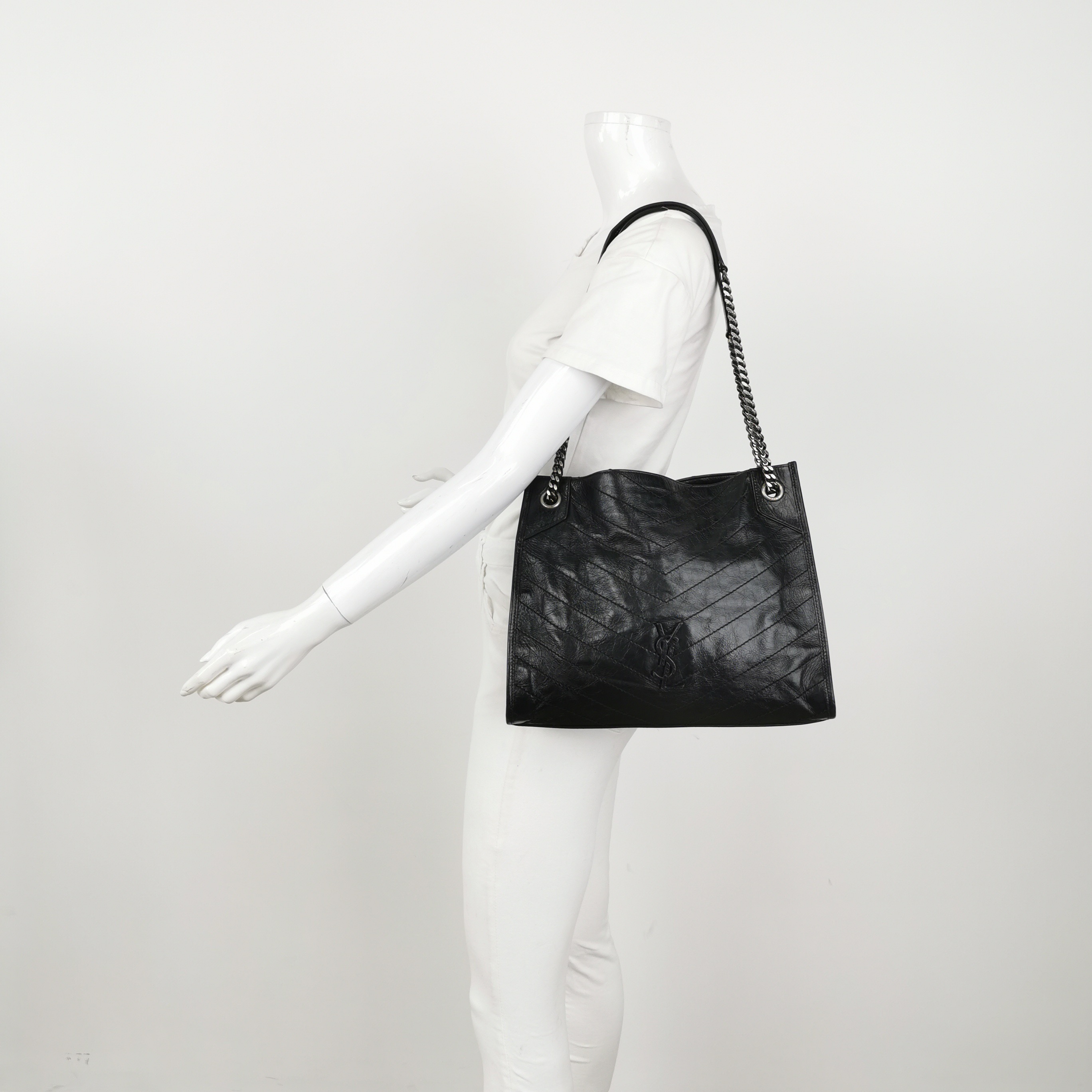 Saint Laurent Niki Shopping Tote Bag Leather black — alternate view