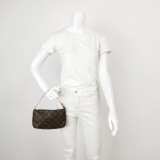 Louis Vuitton(LV) Pochette Accessoires NM Monogram Canvas — thumbnail 12