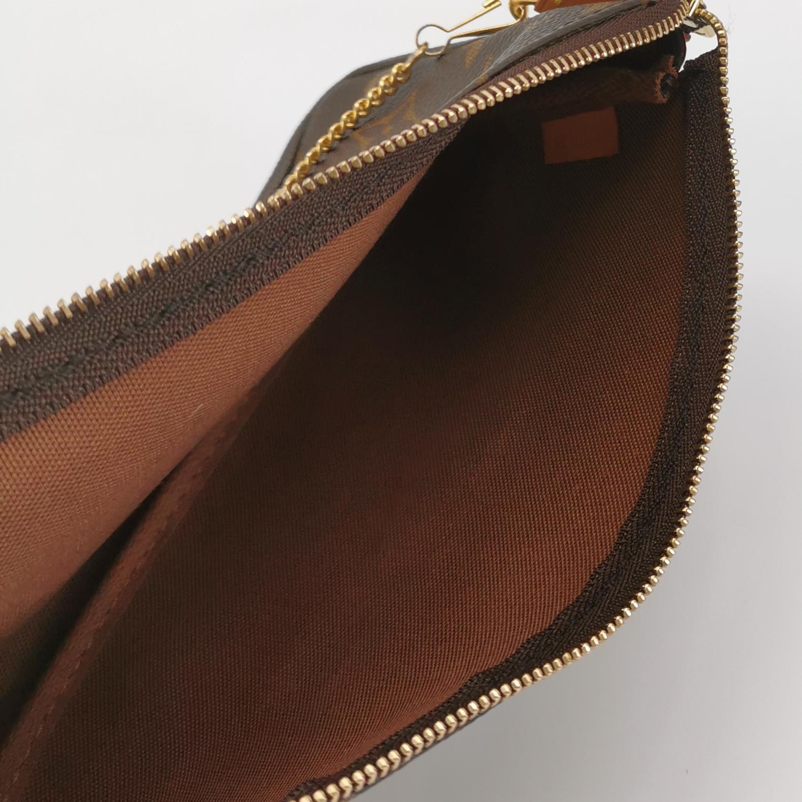 Louis Vuitton(LV) Pochette Accessoires NM Monogram Canvas — photo 8 of 13