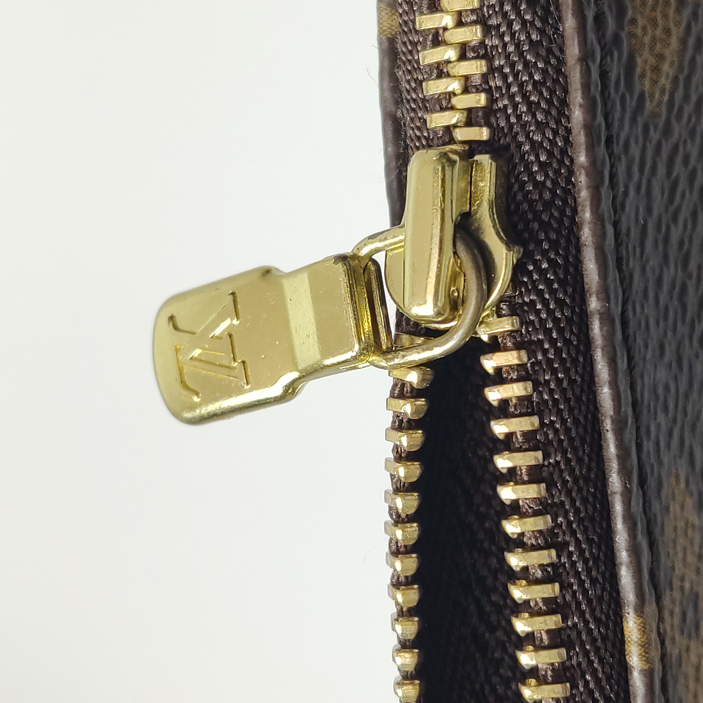 Louis Vuitton(LV) Pochette Accessoires NM Monogram Canvas — photo 6 of 13