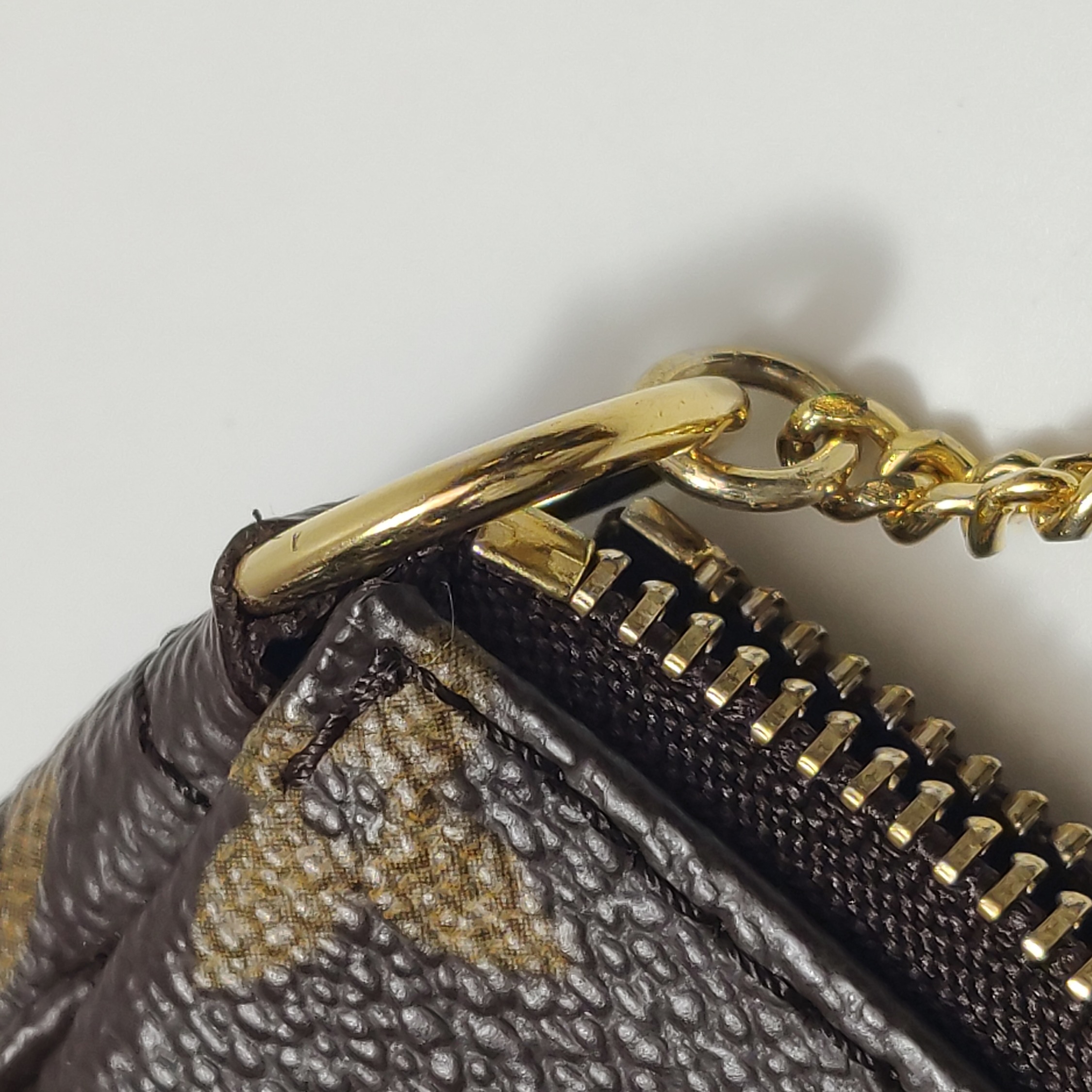 Louis Vuitton(LV) Pochette Accessoires NM Monogram Canvas — photo 9 of 13