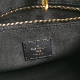 Louis Vuitton(LV) OnTheGo Tote Monogram Empreinte Giant PM — thumbnail 8