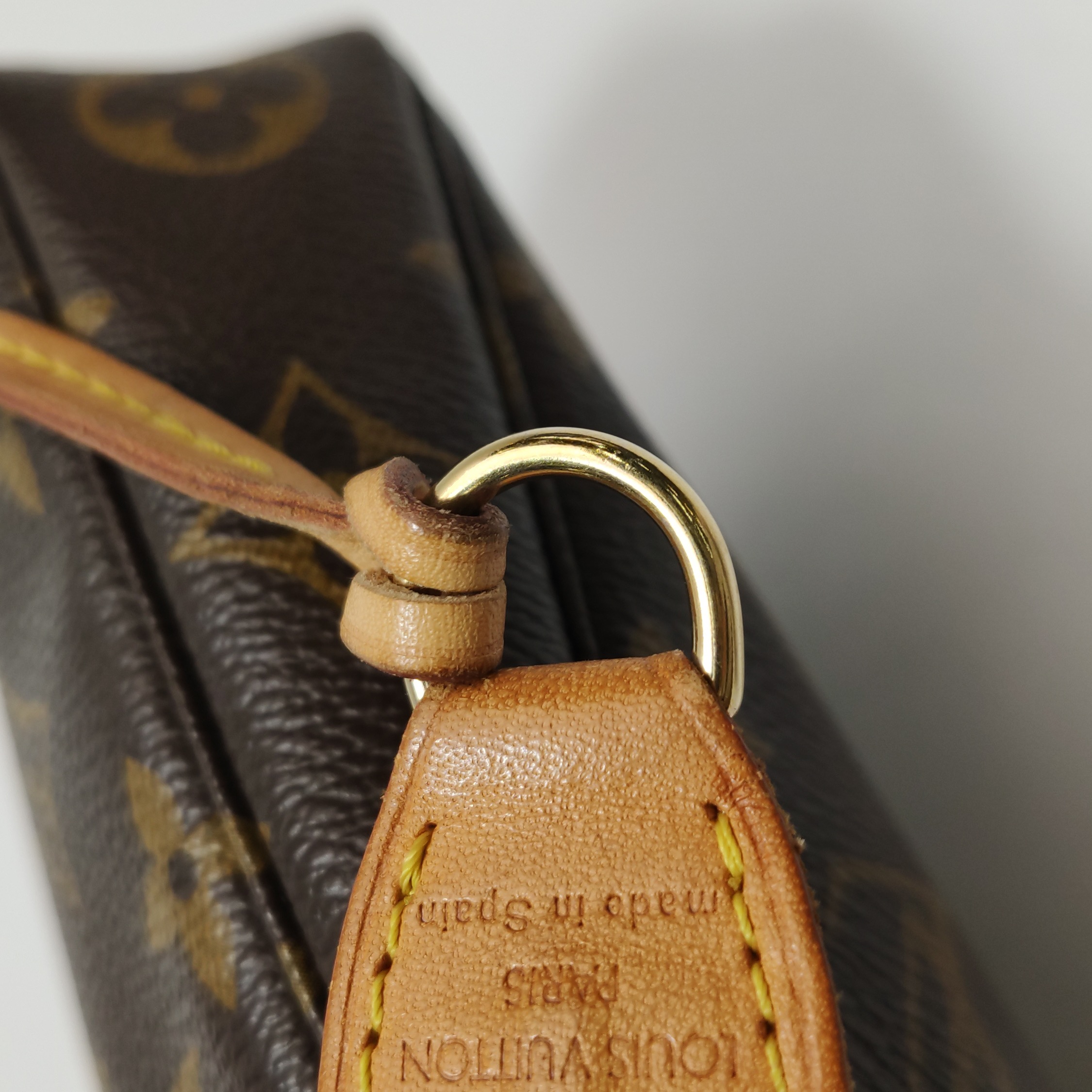 Louis Vuitton(LV) Pochette Accessoires NM Monogram Canvas — photo 12 of 12