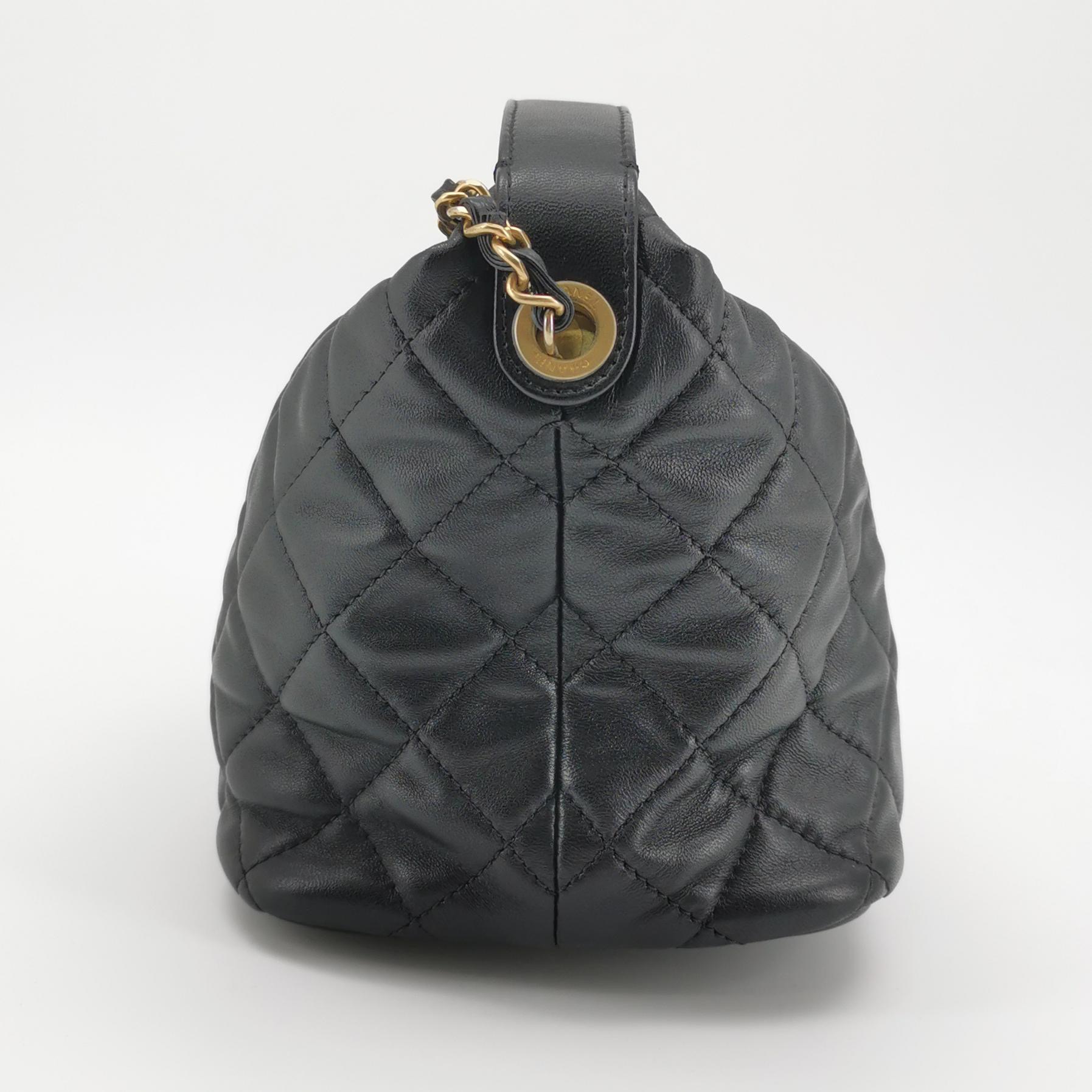 CHANEL CC GHW 19 Hobo Bag 2 Way Shoulder Bag Lambskin Leather Black — photo 4 of 15