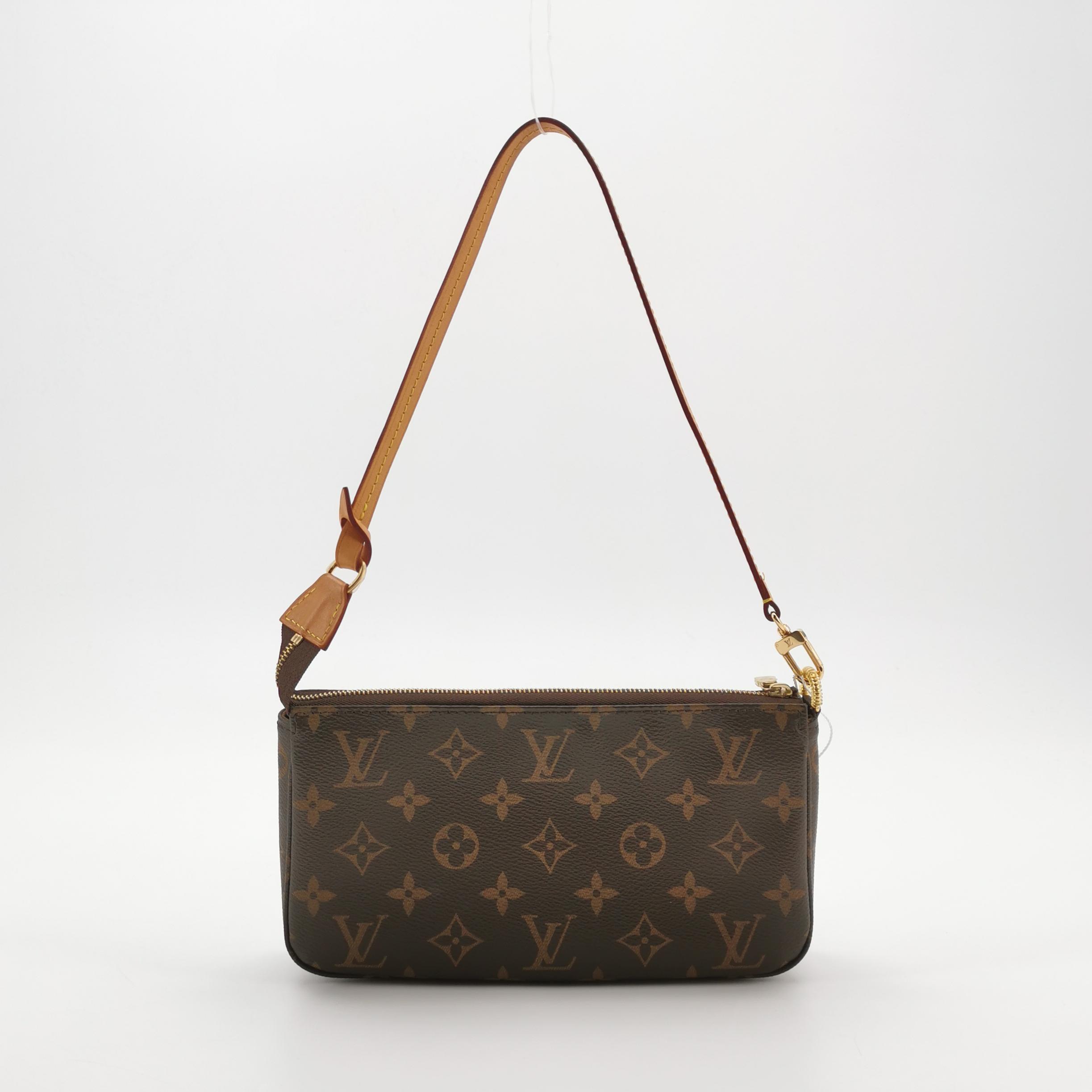 Louis Vuitton(LV) Pochette Accessoires NM Monogram Canvas — photo 3 of 13