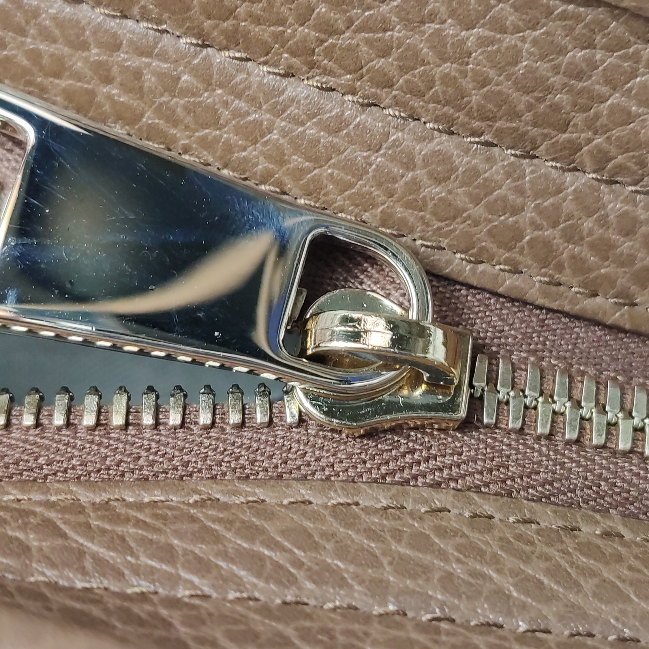 Gucci Bree Convertible Tote GG Canvas with Leather Small — photo 9 of 11