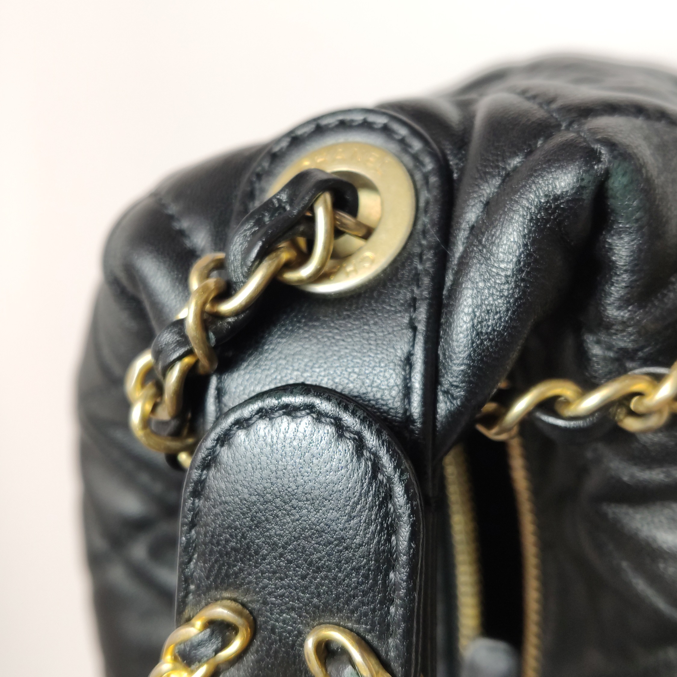 CHANEL CC GHW 19 Hobo Bag 2 Way Shoulder Bag Lambskin Leather Black — photo 10 of 15