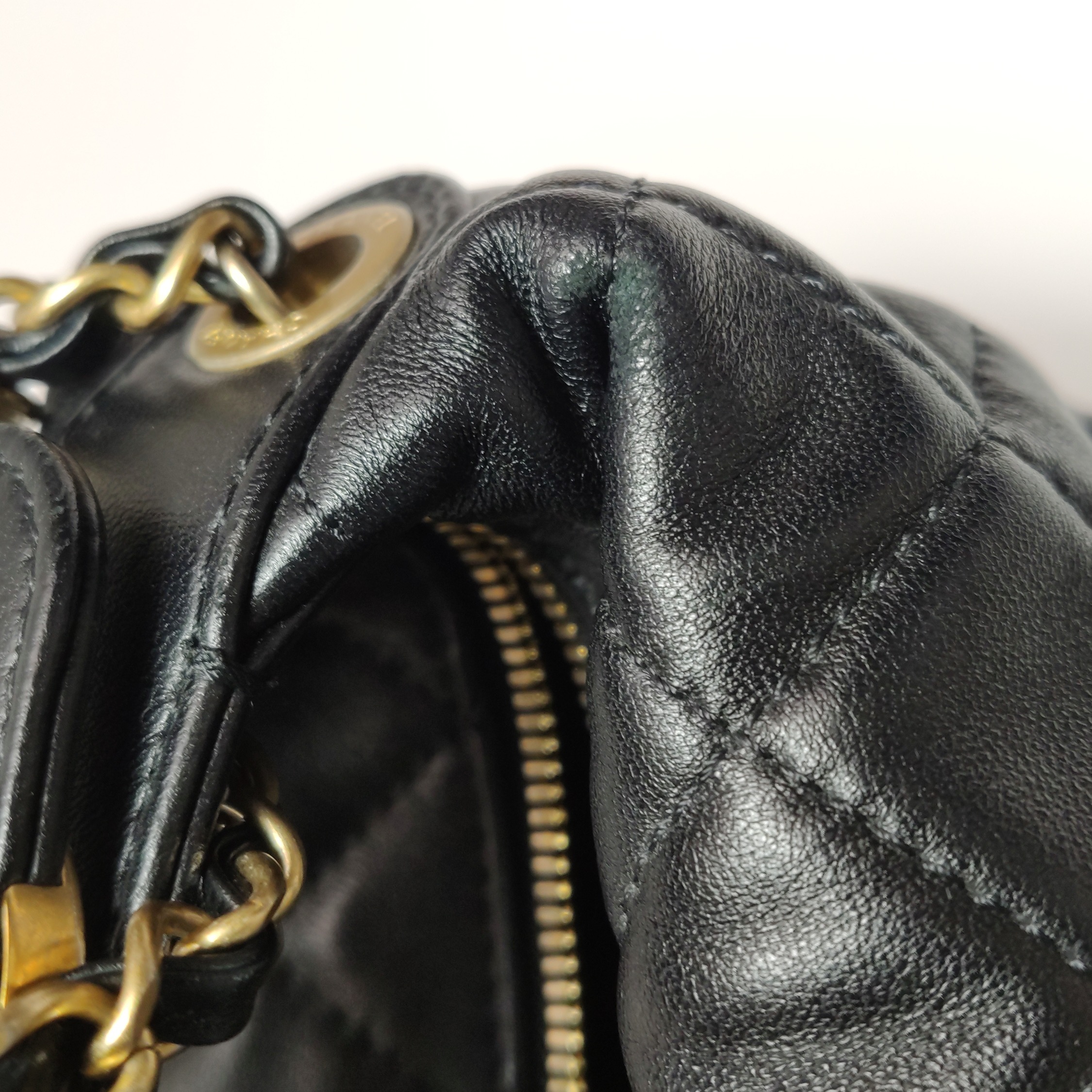 CHANEL CC GHW 19 Hobo Bag 2 Way Shoulder Bag Lambskin Leather Black — photo 13 of 15